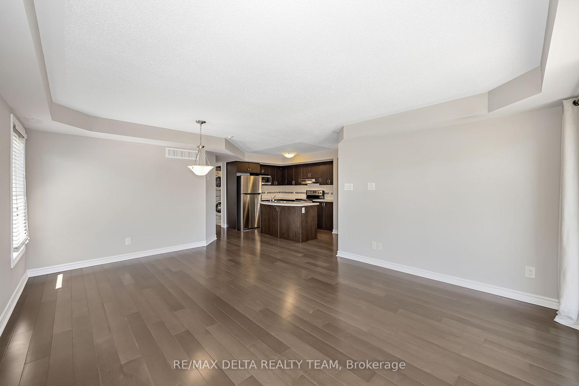 Photo 16 of Unit 8, 115 Bluestone Private, Ottawa, Avalon West — HOMEH