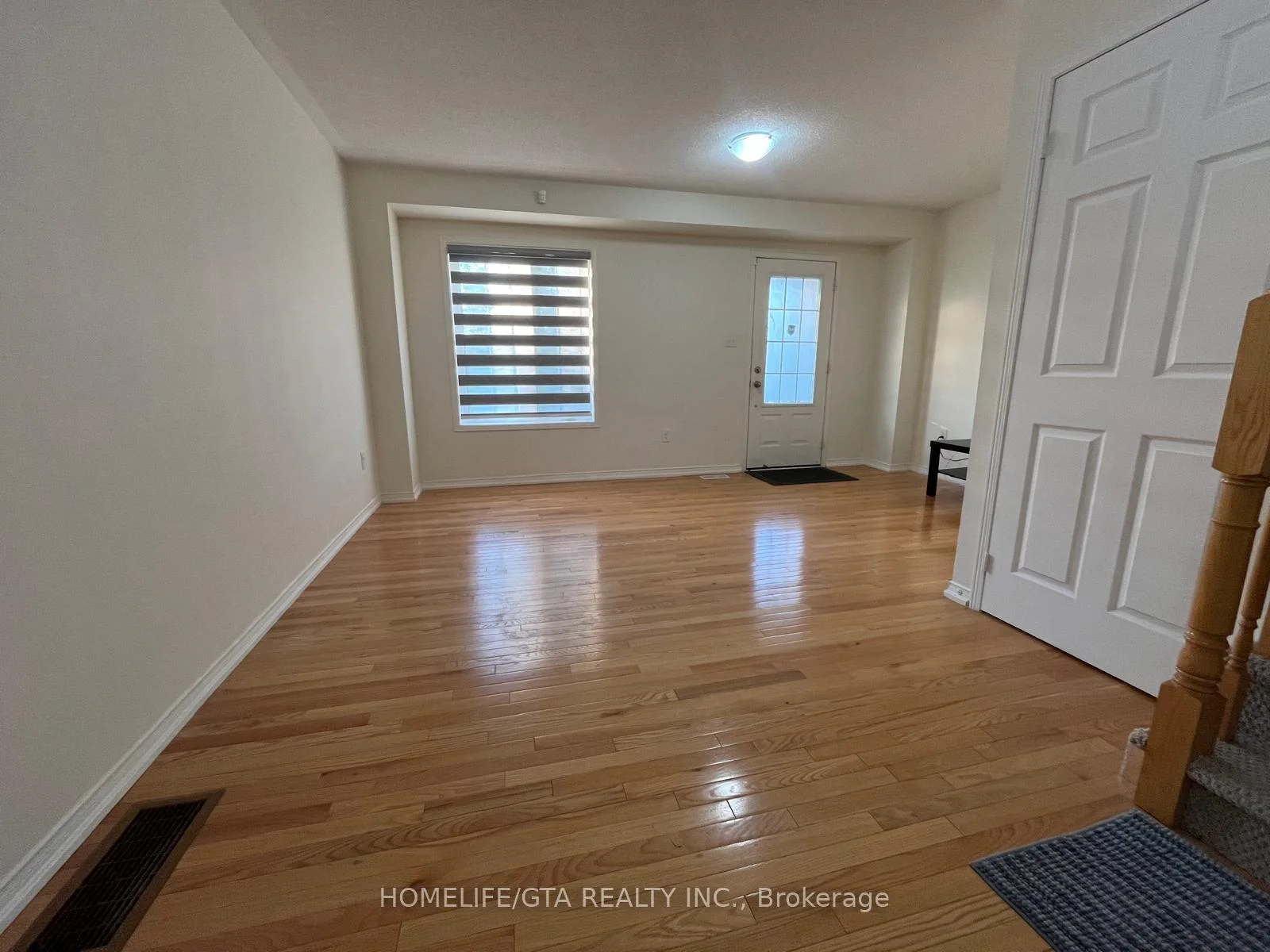 Photo 5 of 403 Rossland Road E, Ajax, Central East — HOMEH