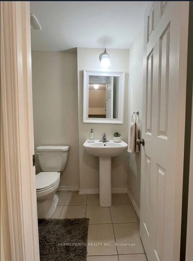 Photo 15 of 403 Rossland Road E, Ajax, Central East — HOMEH