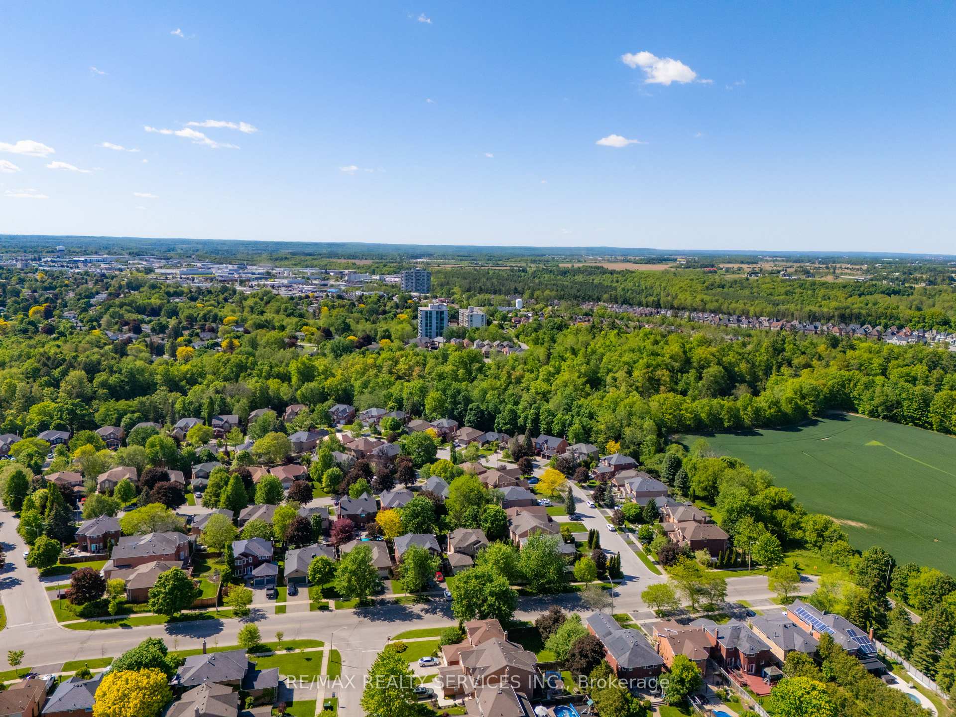 Photo 48 of 40 Rosewell Crescent, Halton Hills, Georgetown — HOMEH