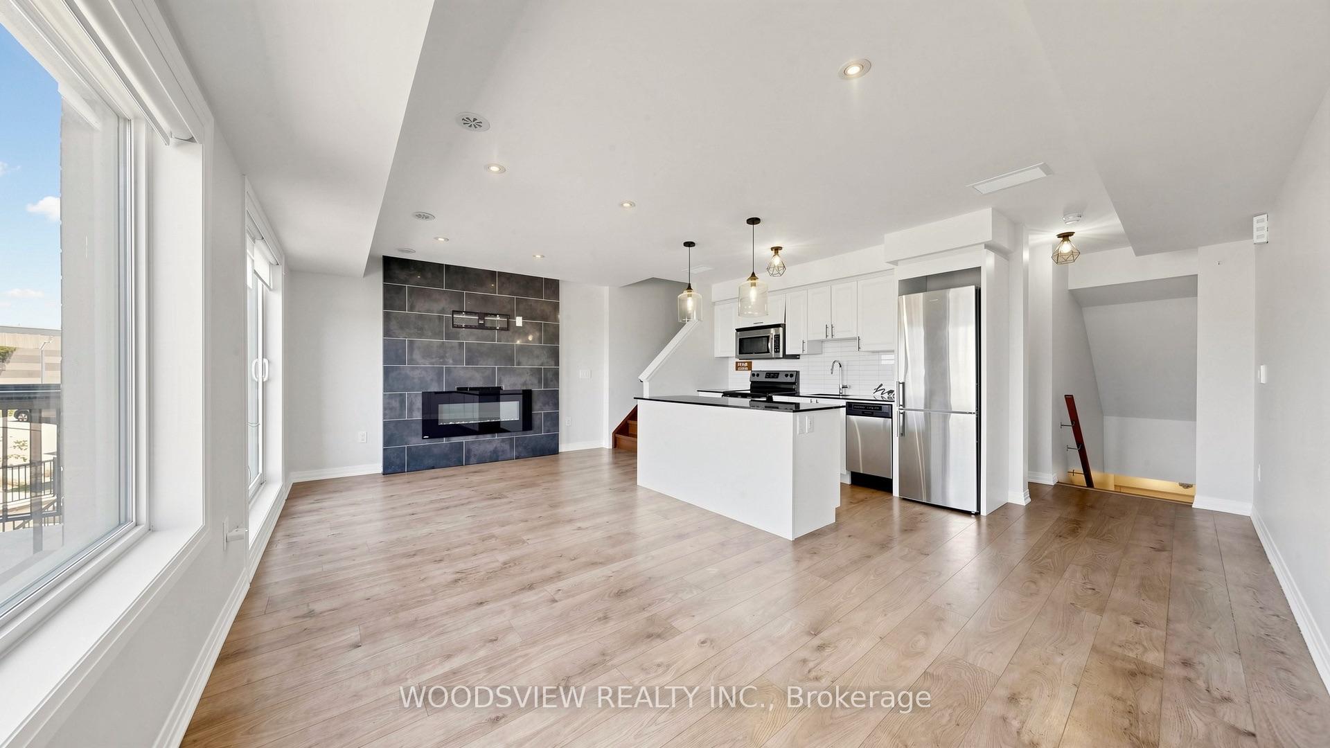Photo 1 of Unit 9, 185 William Duncan Road, North York, Downsview-Roding-CFB — HOMEH