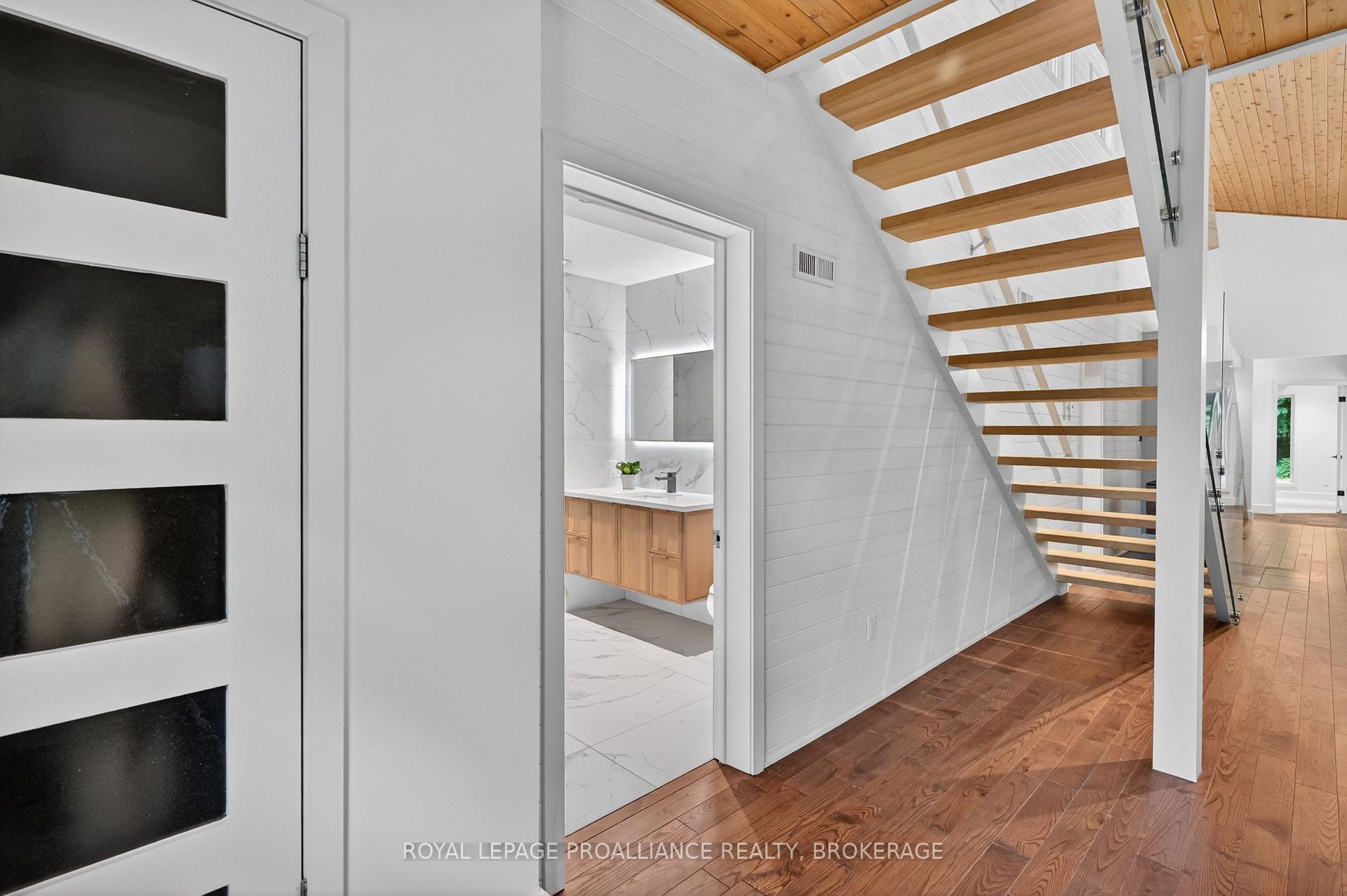 Photo 4 of 3063 Brewers Mills Road, Kingston, City North of 401 — HOMEH
