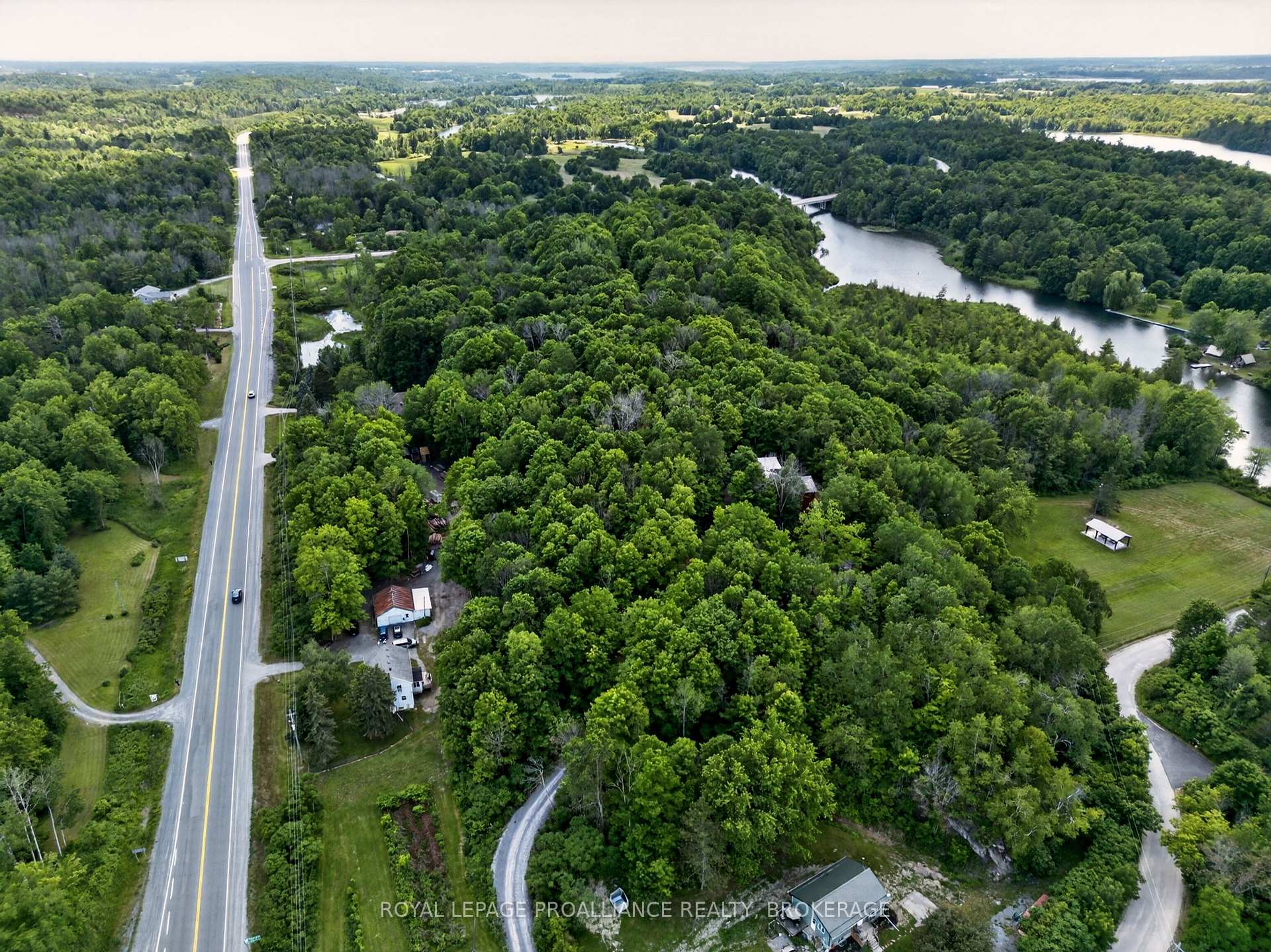 Photo 45 of 3063 Brewers Mills Road, Kingston, City North of 401 — HOMEH