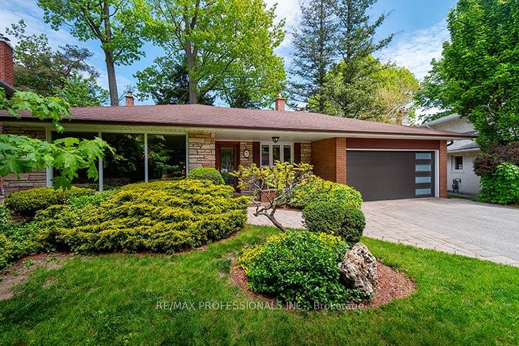 Photo 7 of 7 Cherry Post Crescent, Etobicoke, Markland Wood — HOMEH