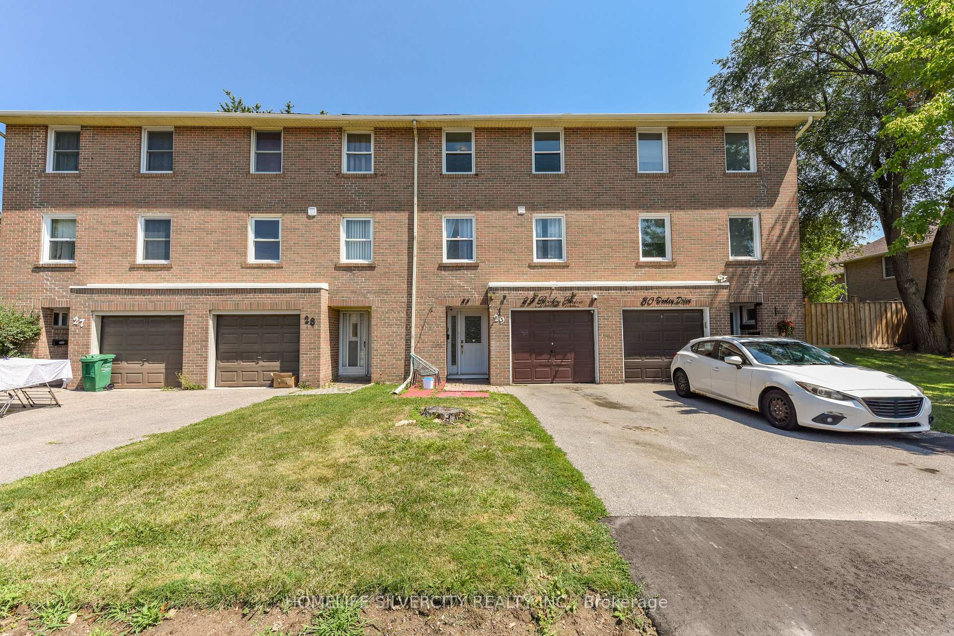 Photo 2 of Unit 29, 7255 Dooley Drive, Mississauga, Malton — HOMEH