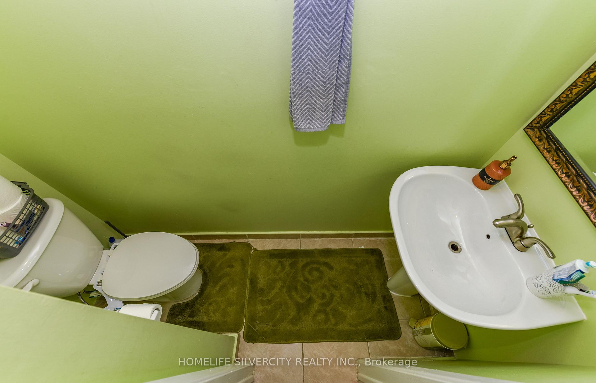 Photo 5 of Unit 29, 7255 Dooley Drive, Mississauga, Malton — HOMEH