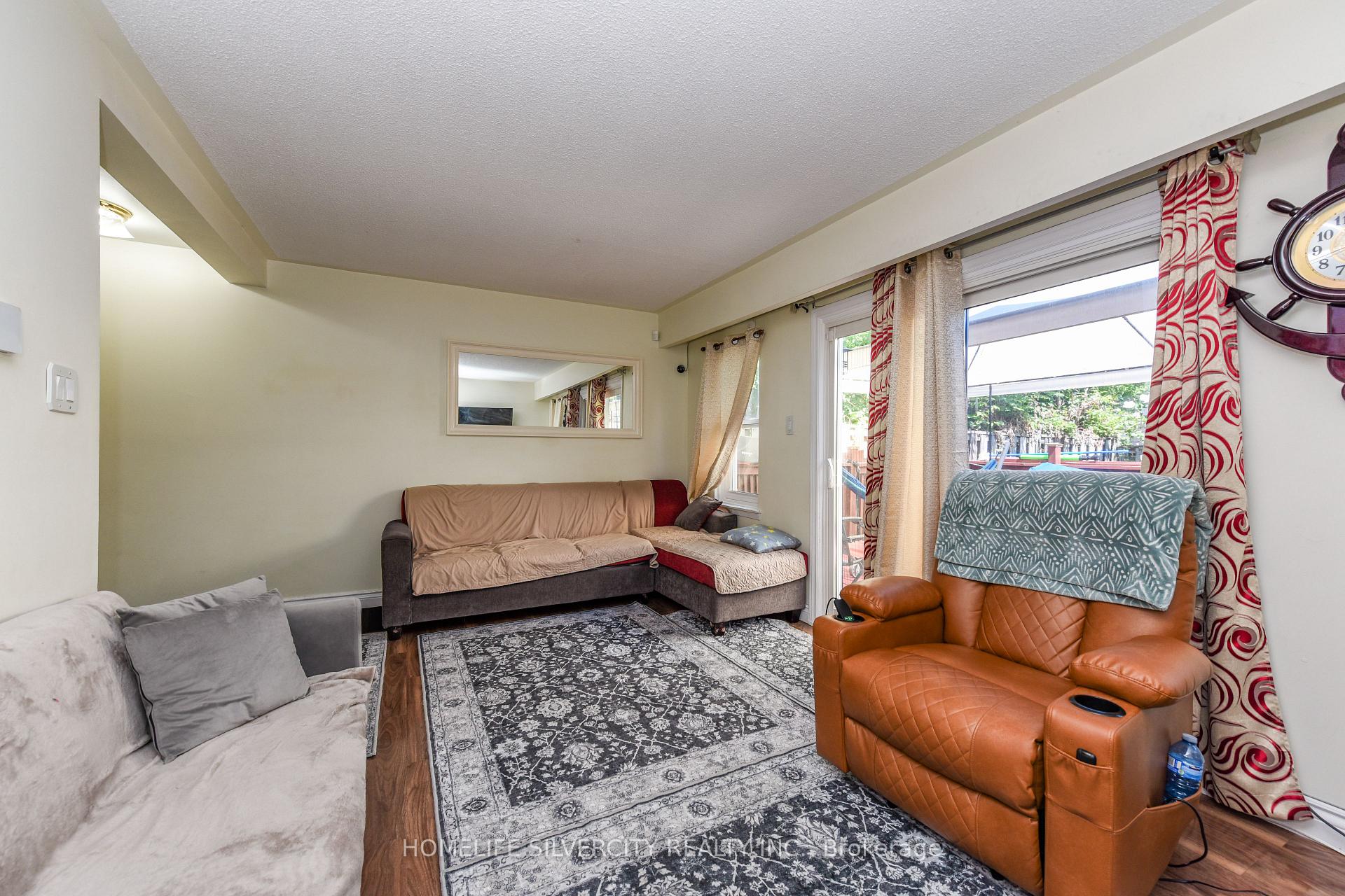 Photo 8 of Unit 29, 7255 Dooley Drive, Mississauga, Malton — HOMEH