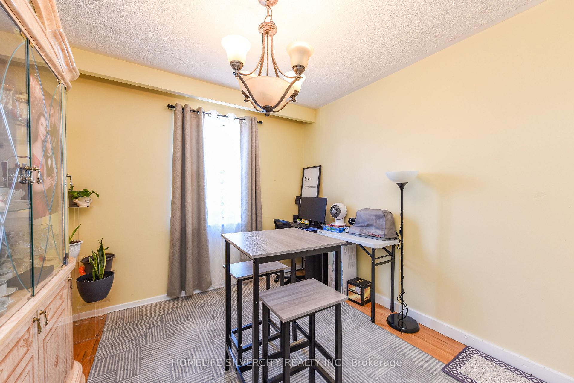 Photo 13 of Unit 29, 7255 Dooley Drive, Mississauga, Malton — HOMEH