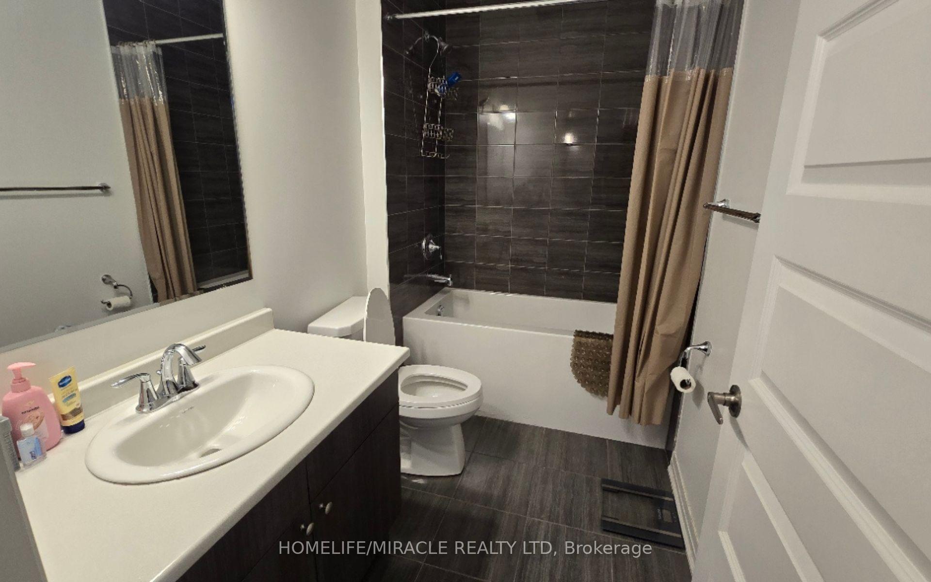 Photo 11 of Unit 607, 470 Gordon Krantz Avenue, Milton, Walker — HOMEH