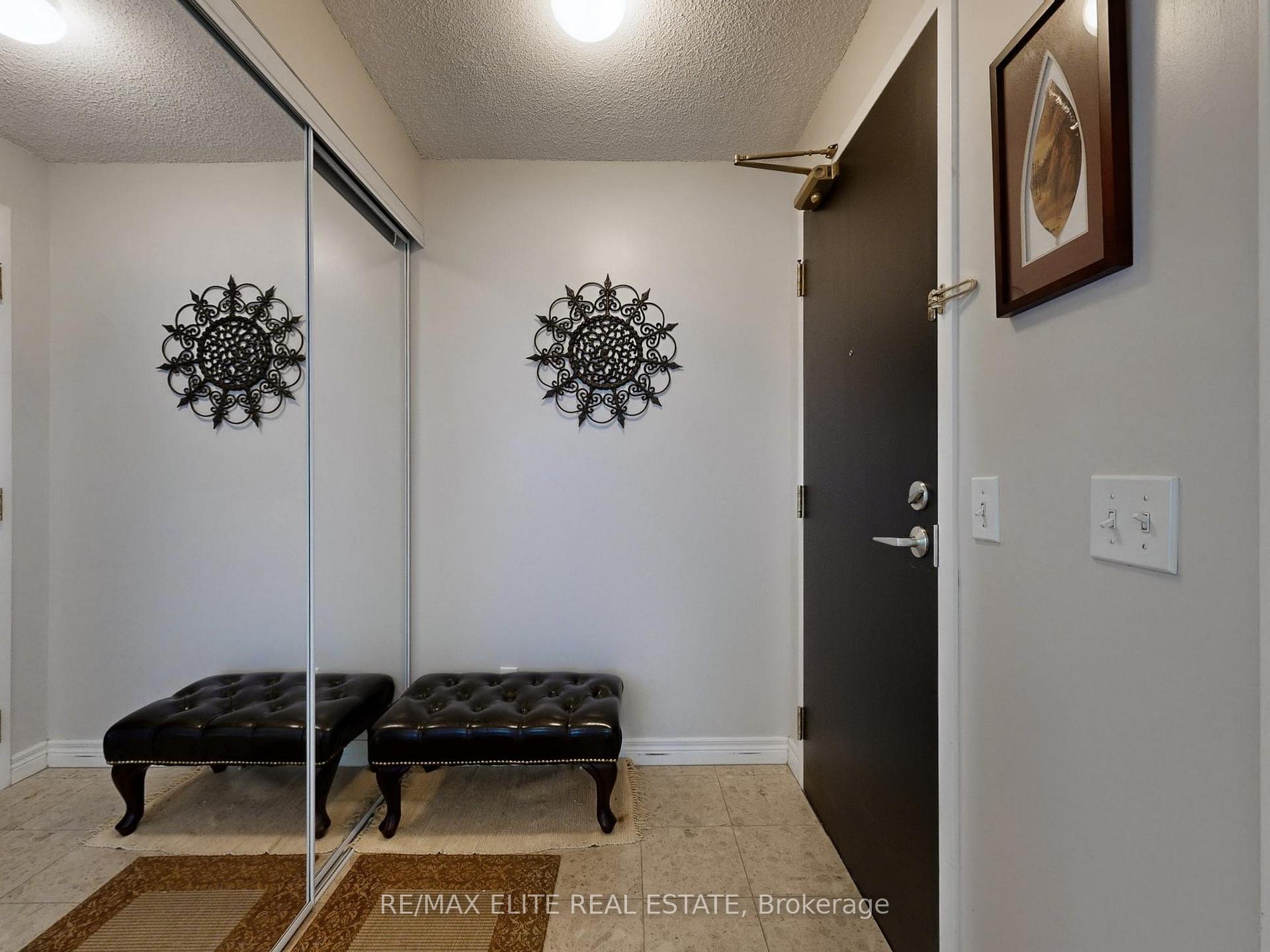 Photo 6 of Unit 1806, 30 Grand Trunk Crescent, Toronto, Waterfront Communities — HOMEH