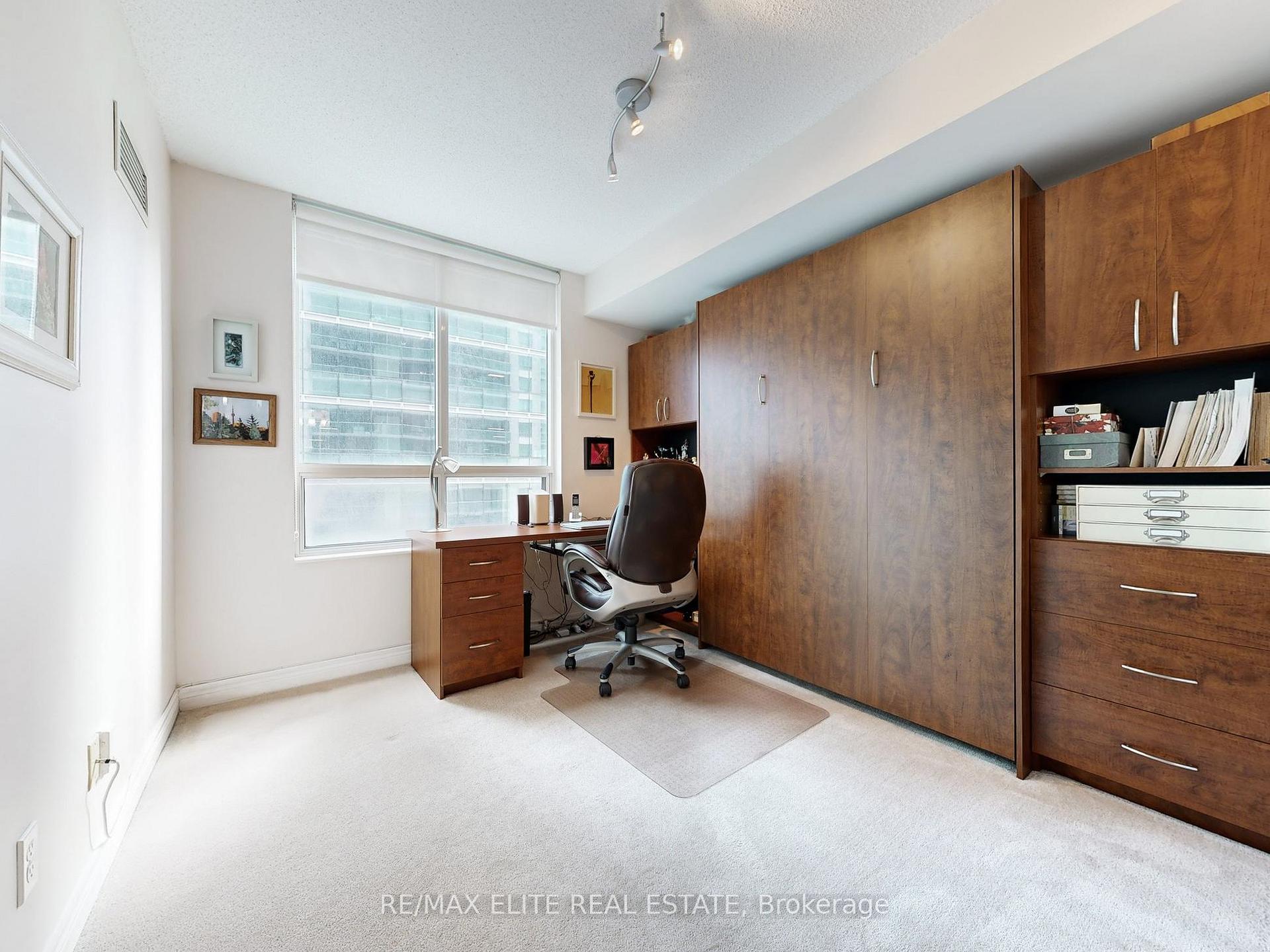 Photo 10 of Unit 1806, 30 Grand Trunk Crescent, Toronto, Waterfront Communities — HOMEH