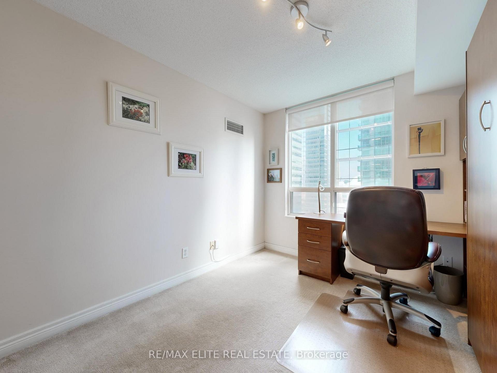 Photo 12 of Unit 1806, 30 Grand Trunk Crescent, Toronto, Waterfront Communities — HOMEH