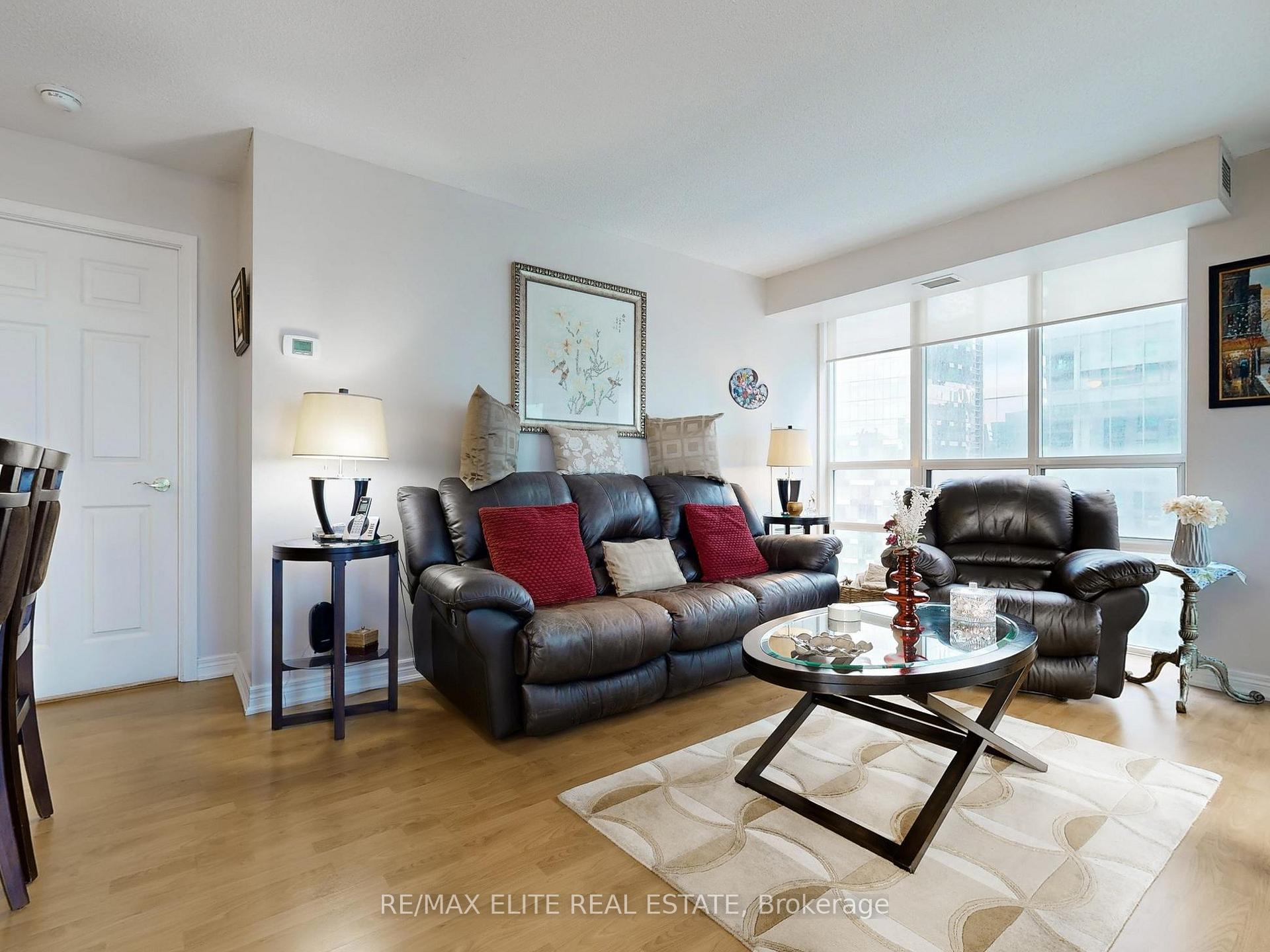 Photo 21 of Unit 1806, 30 Grand Trunk Crescent, Toronto, Waterfront Communities — HOMEH