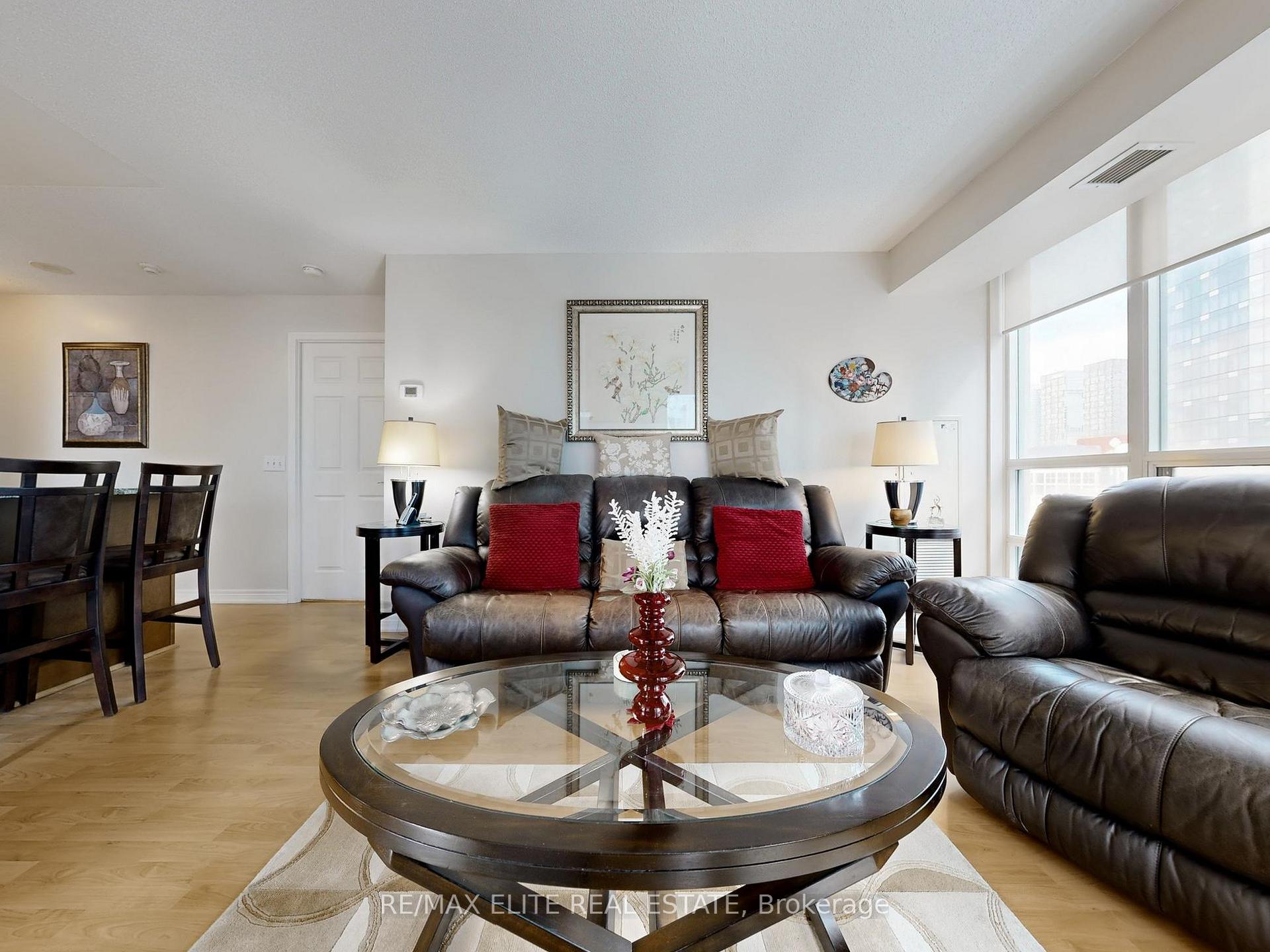 Photo 22 of Unit 1806, 30 Grand Trunk Crescent, Toronto, Waterfront Communities — HOMEH