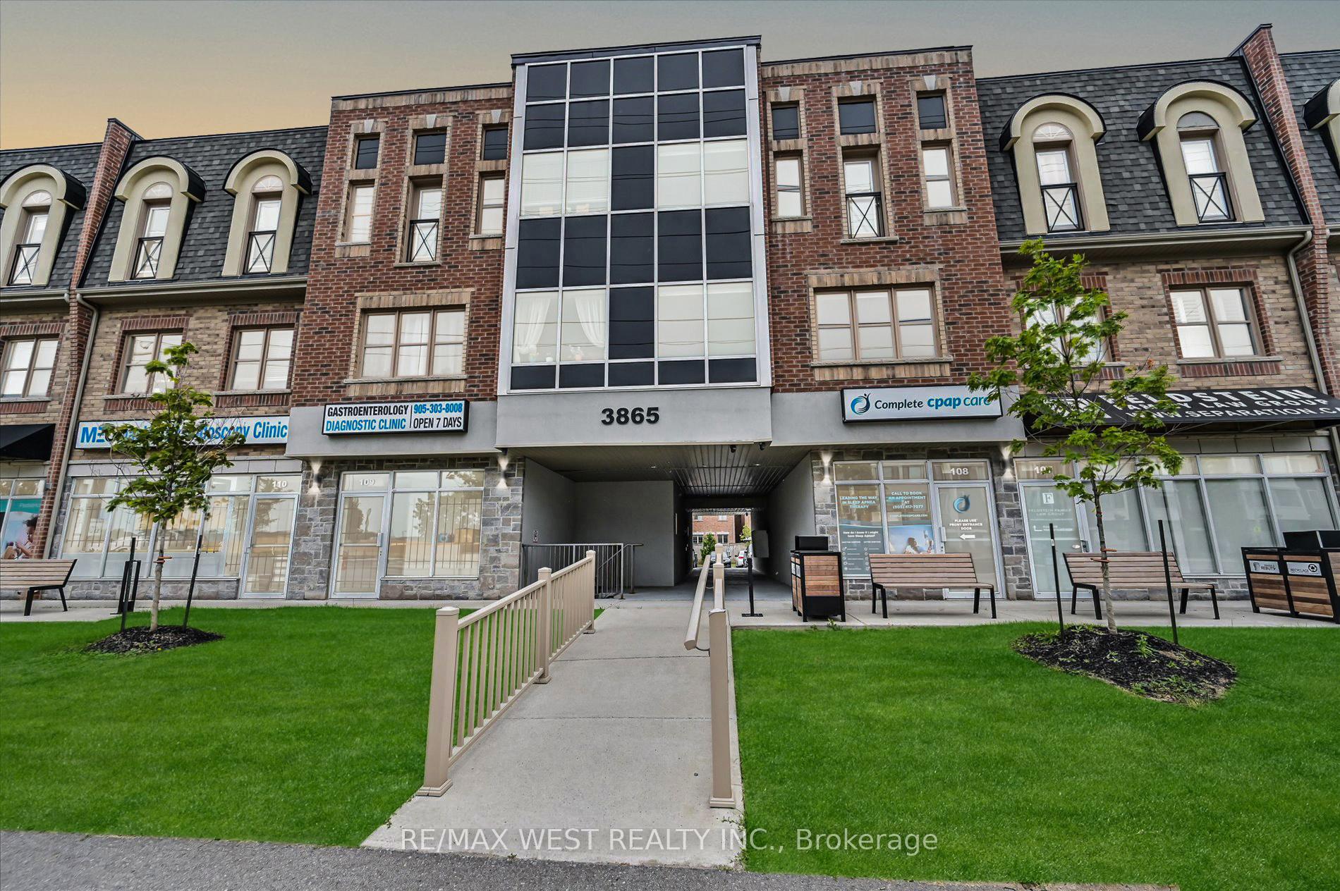Photo 4 of Unit 219, 3865 Major Mackenzie Drive, Vaughan, Vellore Village — HOMEH