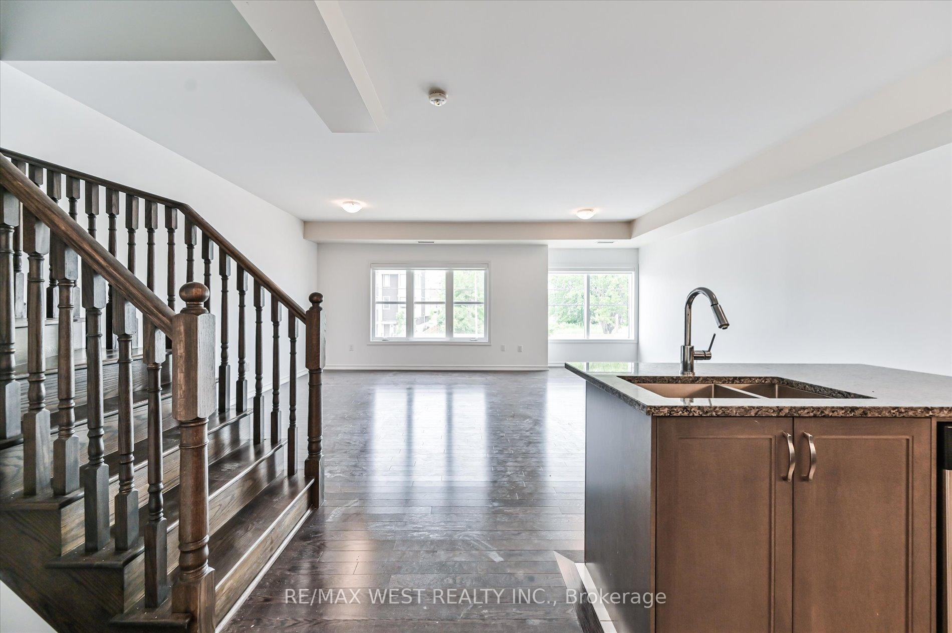 Photo 9 of Unit 219, 3865 Major Mackenzie Drive, Vaughan, Vellore Village — HOMEH