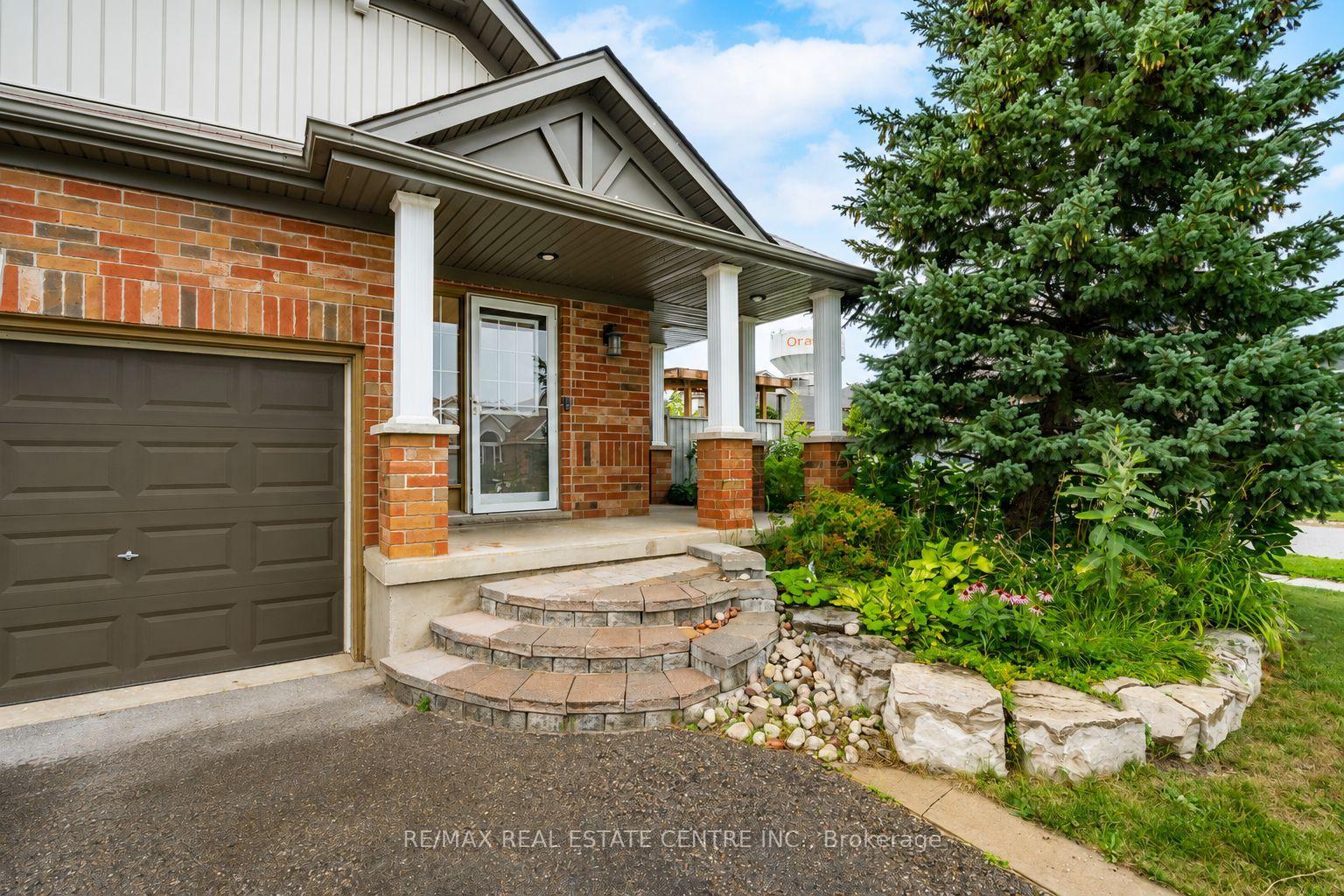 Photo 2 of 20 Henderson Street, Orangeville — HOMEH