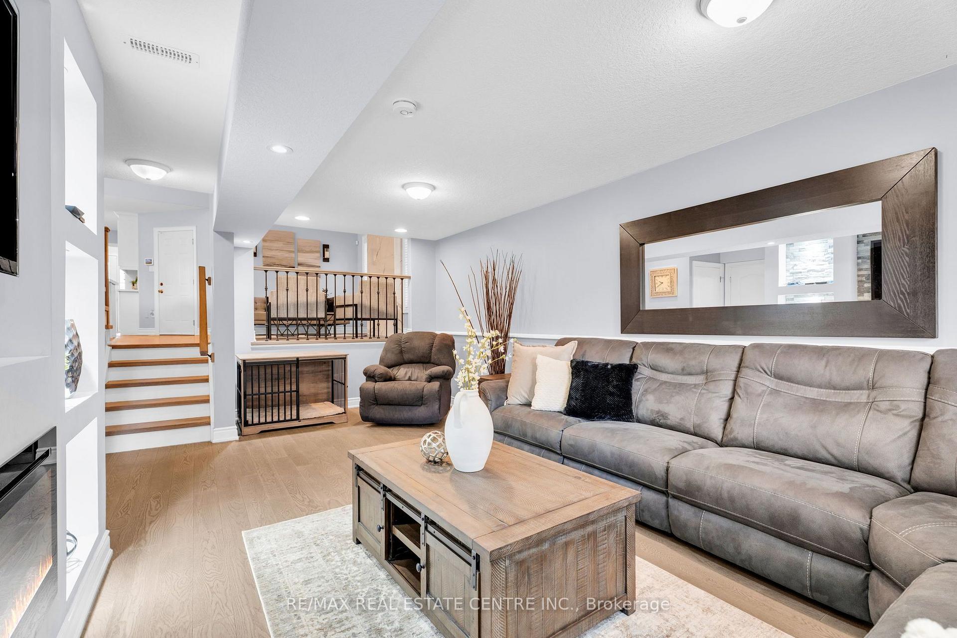 Photo 23 of 20 Henderson Street, Orangeville — HOMEH
