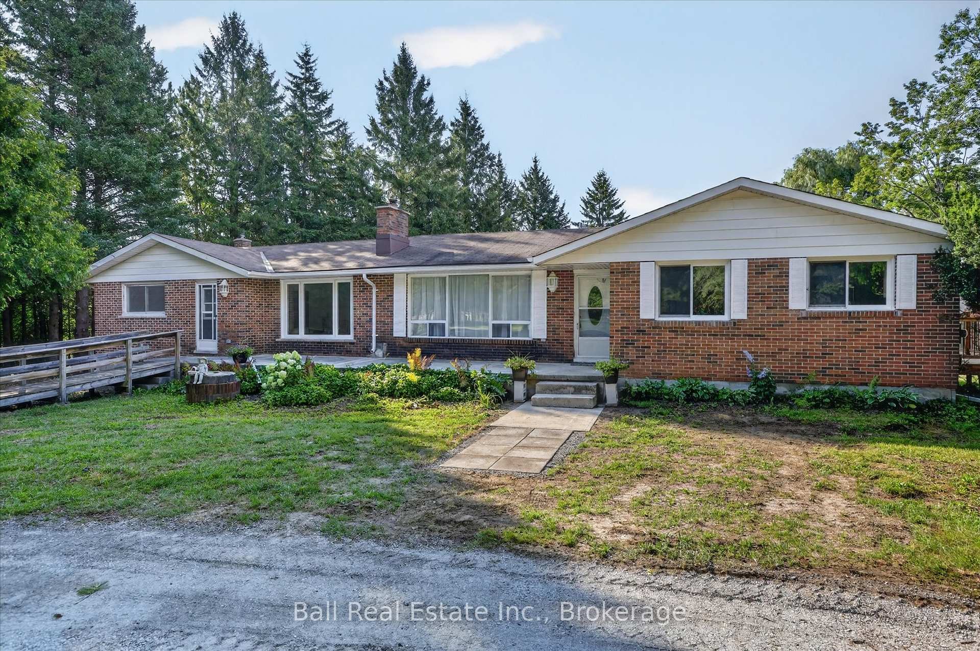 Photo of 751 Ford Crescent