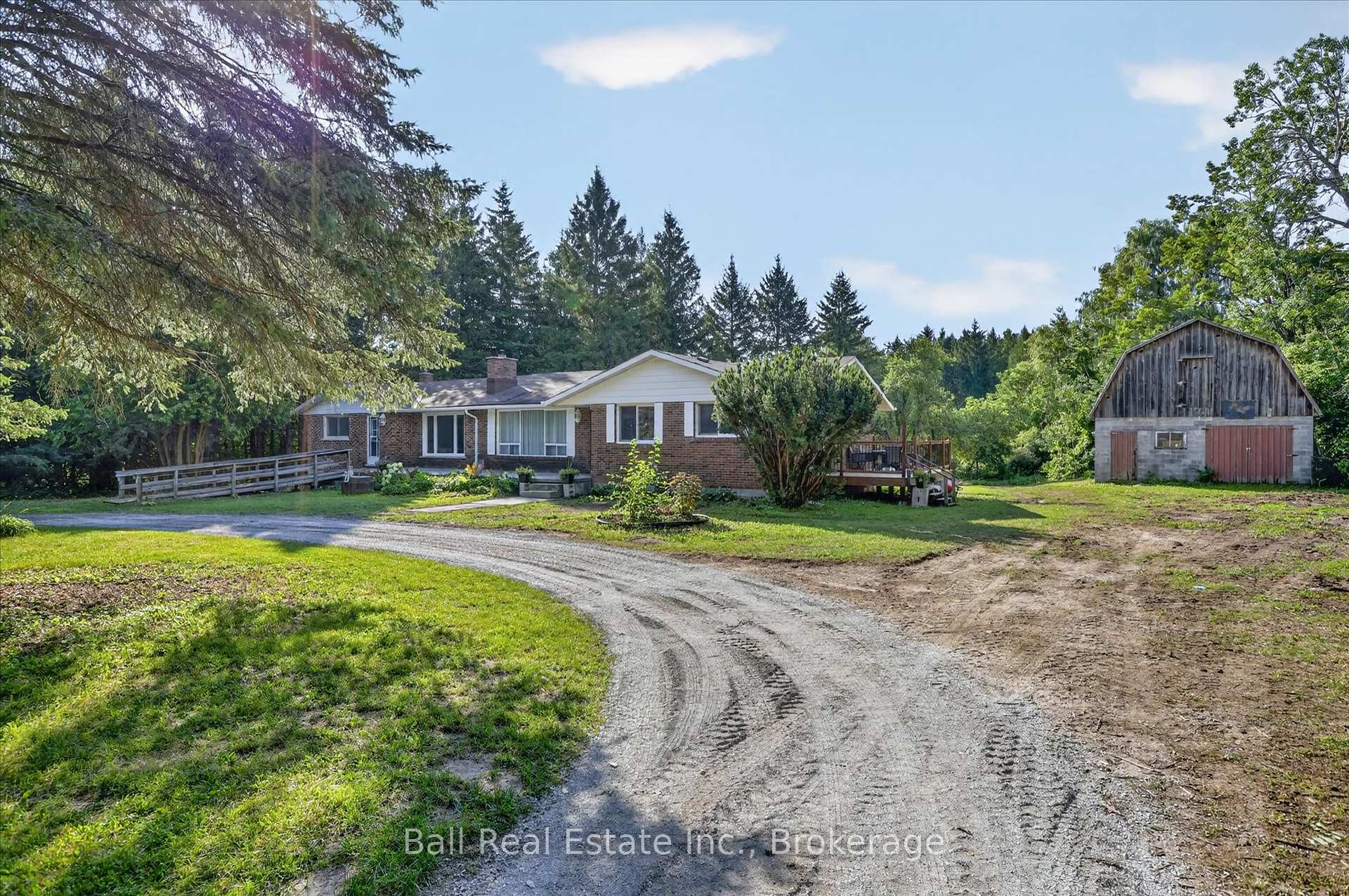 Photo 4 of 751 Ford Crescent, Cavan Monaghan, Cavan Twp — HOMEH