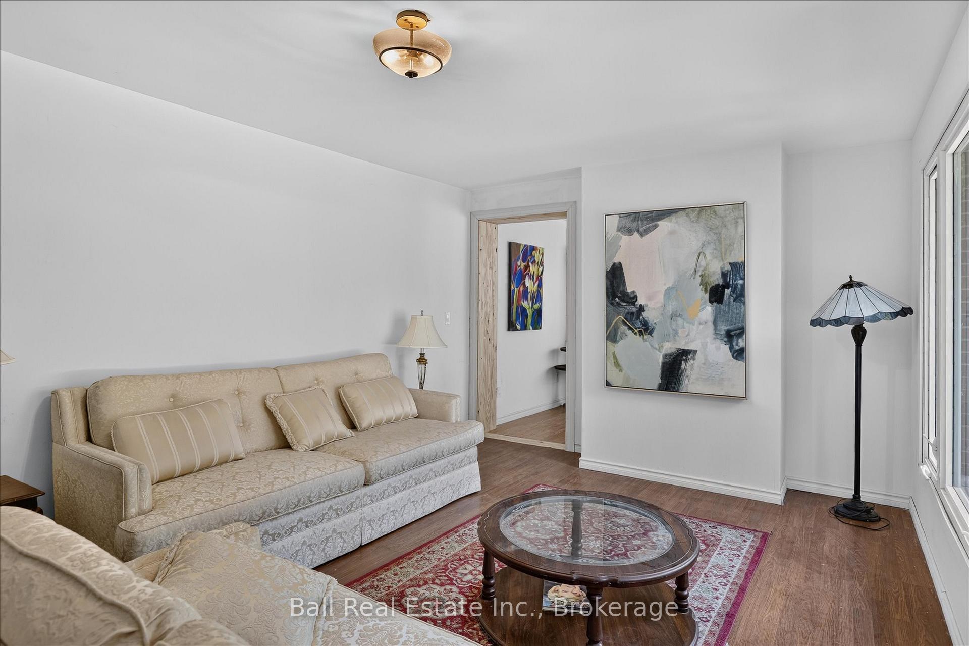 Photo 11 of 751 Ford Crescent, Cavan Monaghan, Cavan Twp — HOMEH