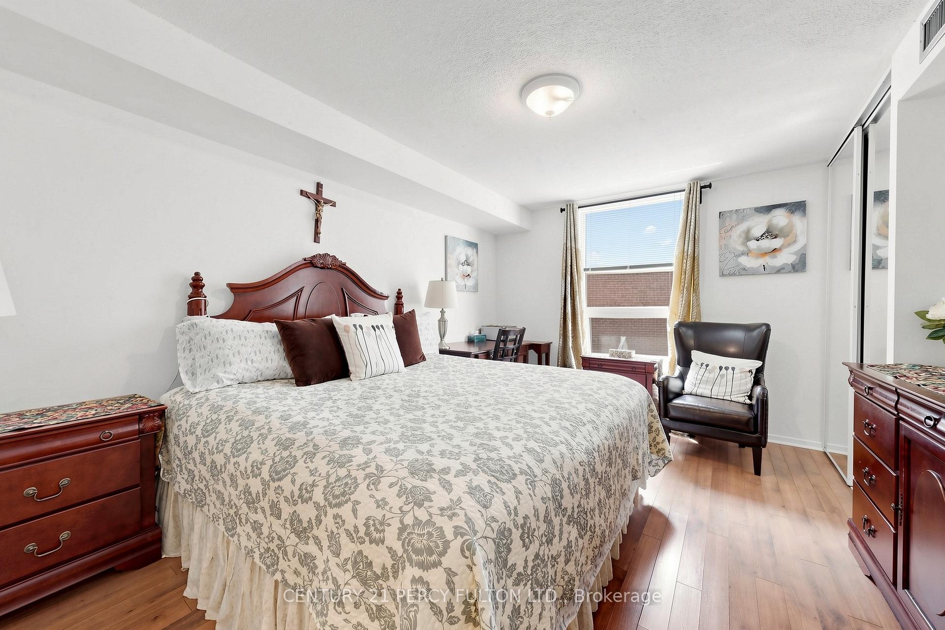 Photo 17 of Unit 224, 77 Maitland Place, Toronto, Cabbagetown-South St. James Town — HOMEH