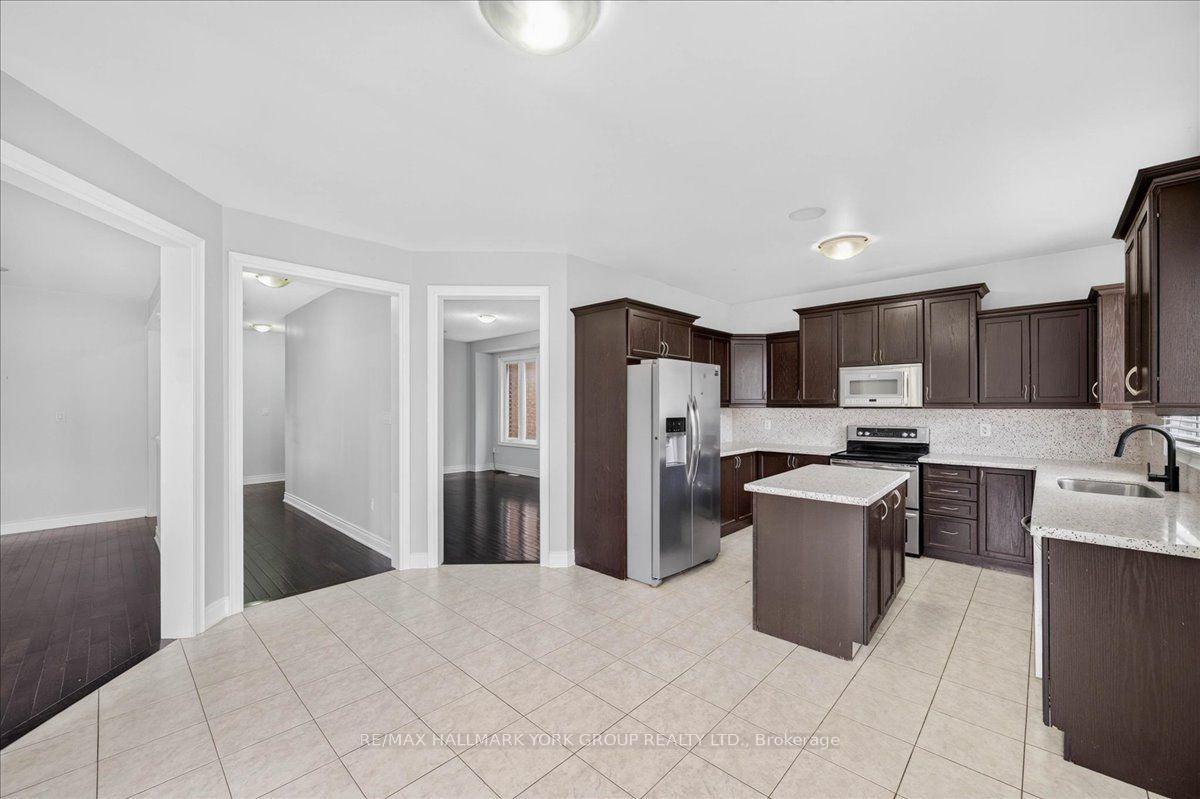 Photo 7 of 2094 Webster Boulevard, Innisfil, Alcona — HOMEH