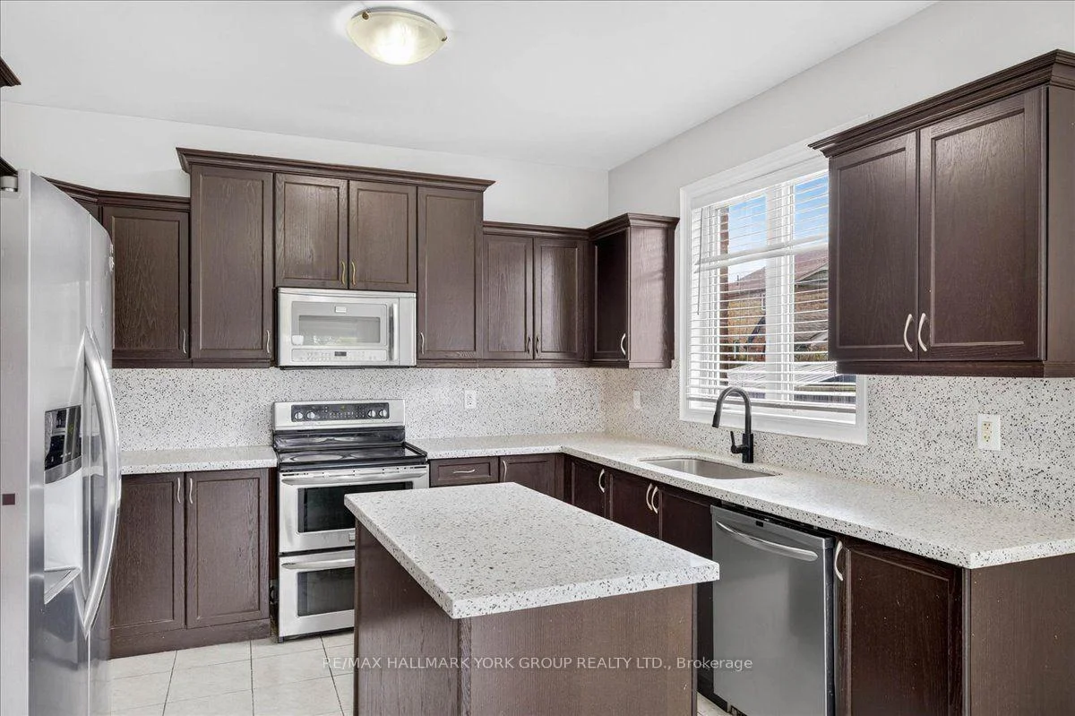 Photo 9 of 2094 Webster Boulevard, Innisfil, Alcona — HOMEH
