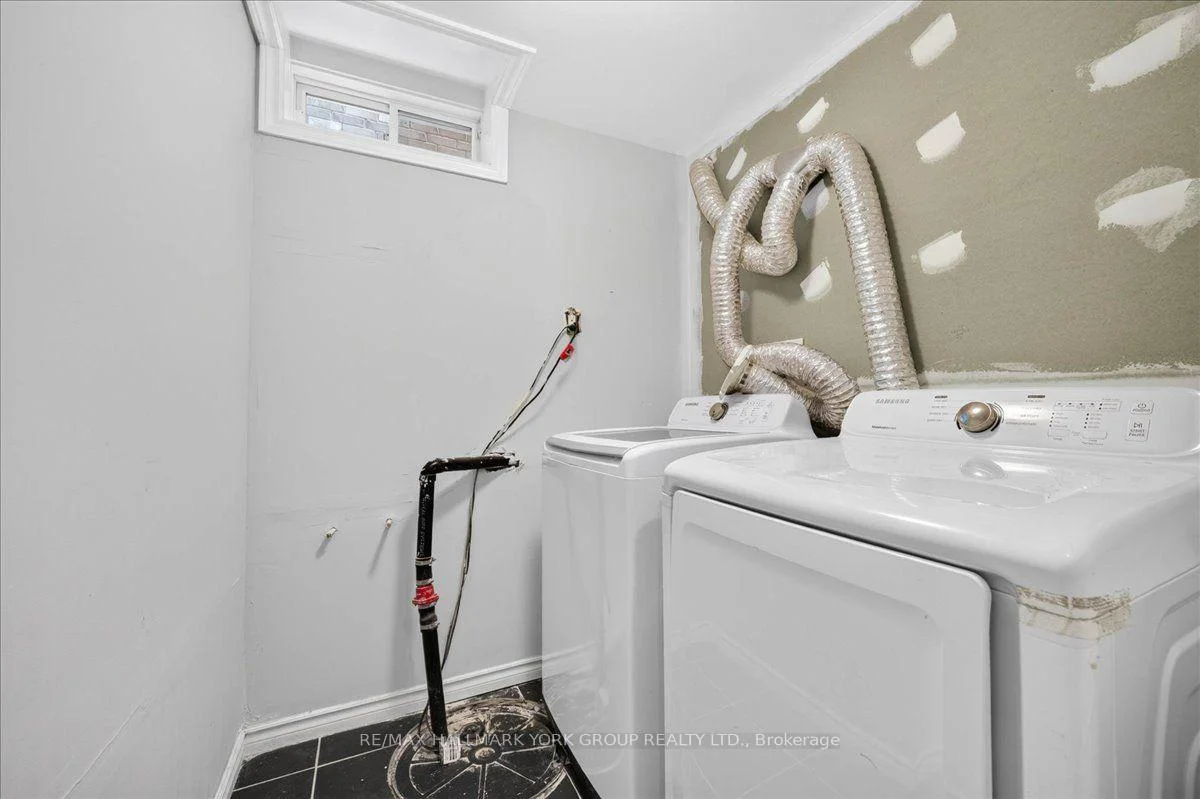 Photo 45 of 2094 Webster Boulevard, Innisfil, Alcona — HOMEH