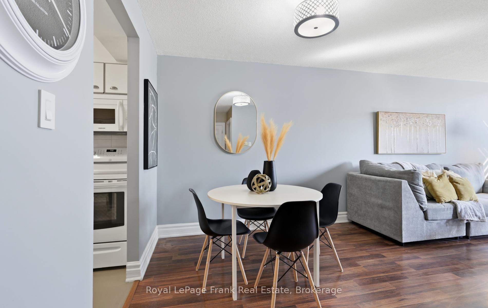 Photo 3 of Unit 403, 80 Athol Street E, Oshawa, Central — HOMEH