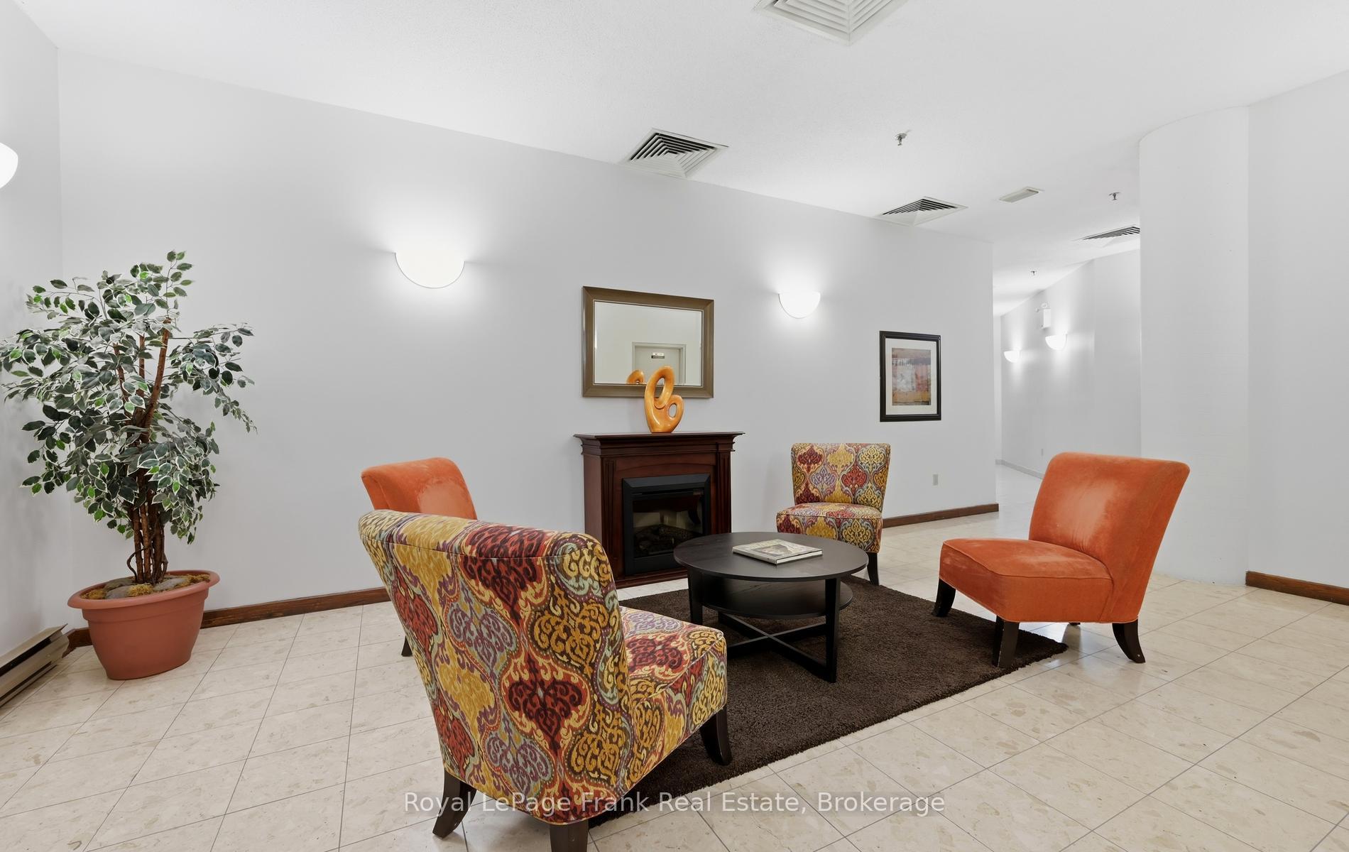 Photo 31 of Unit 403, 80 Athol Street E, Oshawa, Central — HOMEH
