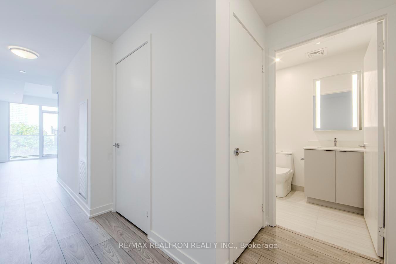 Photo 5 of Unit 303, 285 Dufferin Street, Toronto, South Parkdale — HOMEH