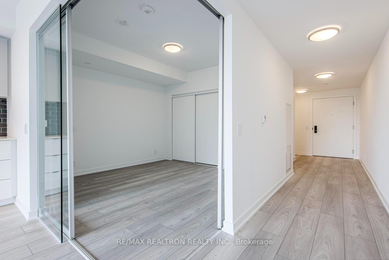Photo 6 of Unit 303, 285 Dufferin Street, Toronto, South Parkdale — HOMEH