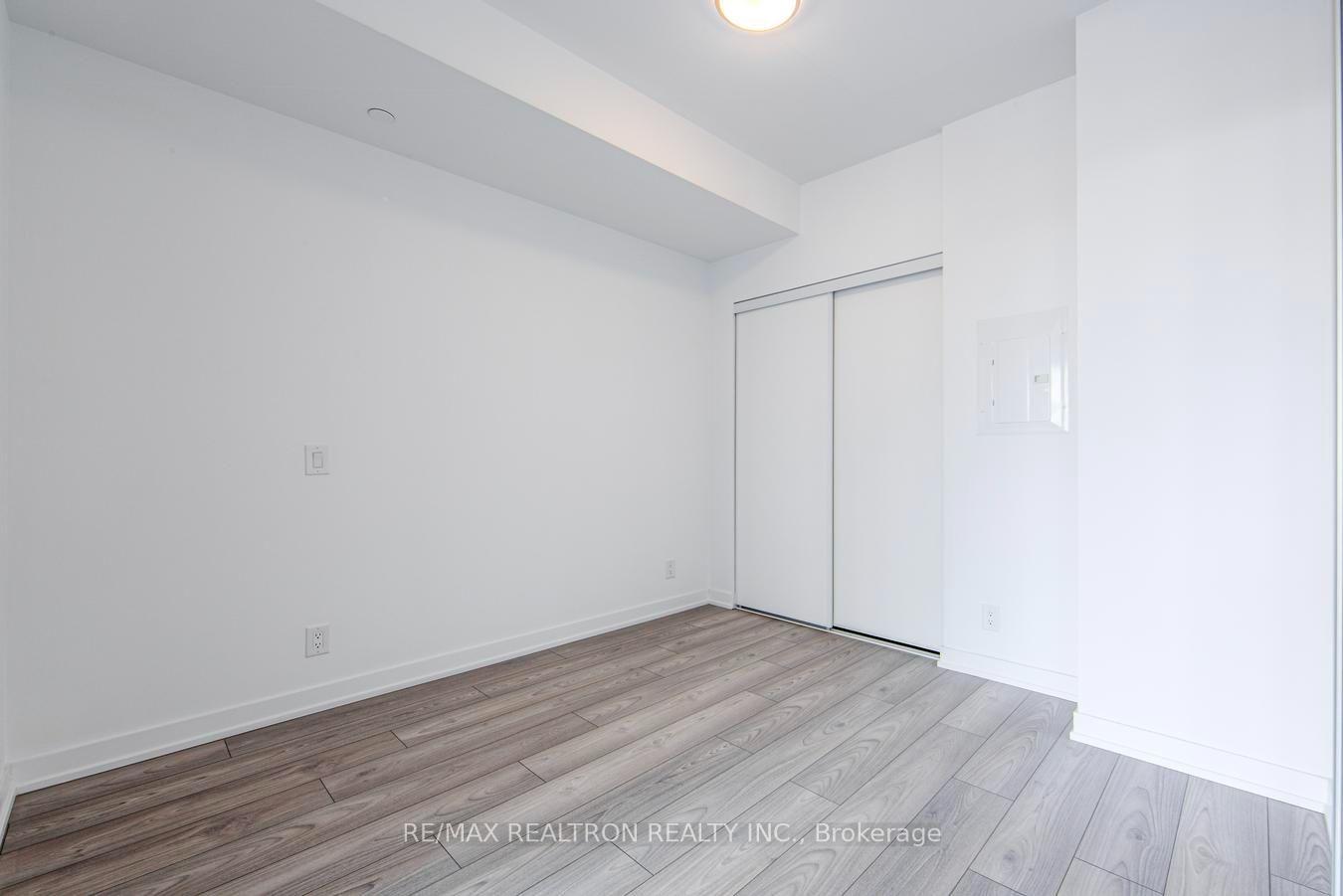 Photo 7 of Unit 303, 285 Dufferin Street, Toronto, South Parkdale — HOMEH