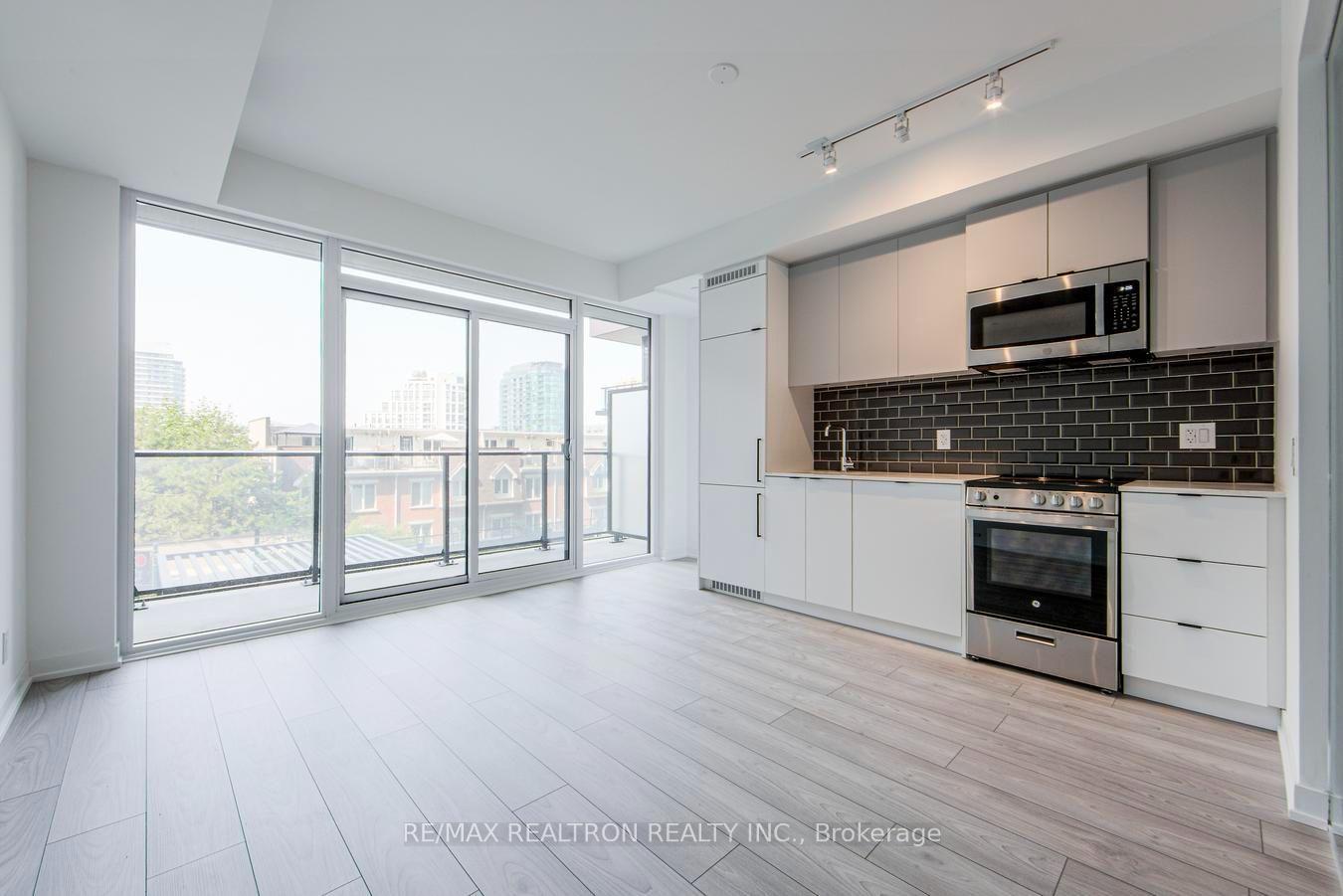 Photo 10 of Unit 303, 285 Dufferin Street, Toronto, South Parkdale — HOMEH