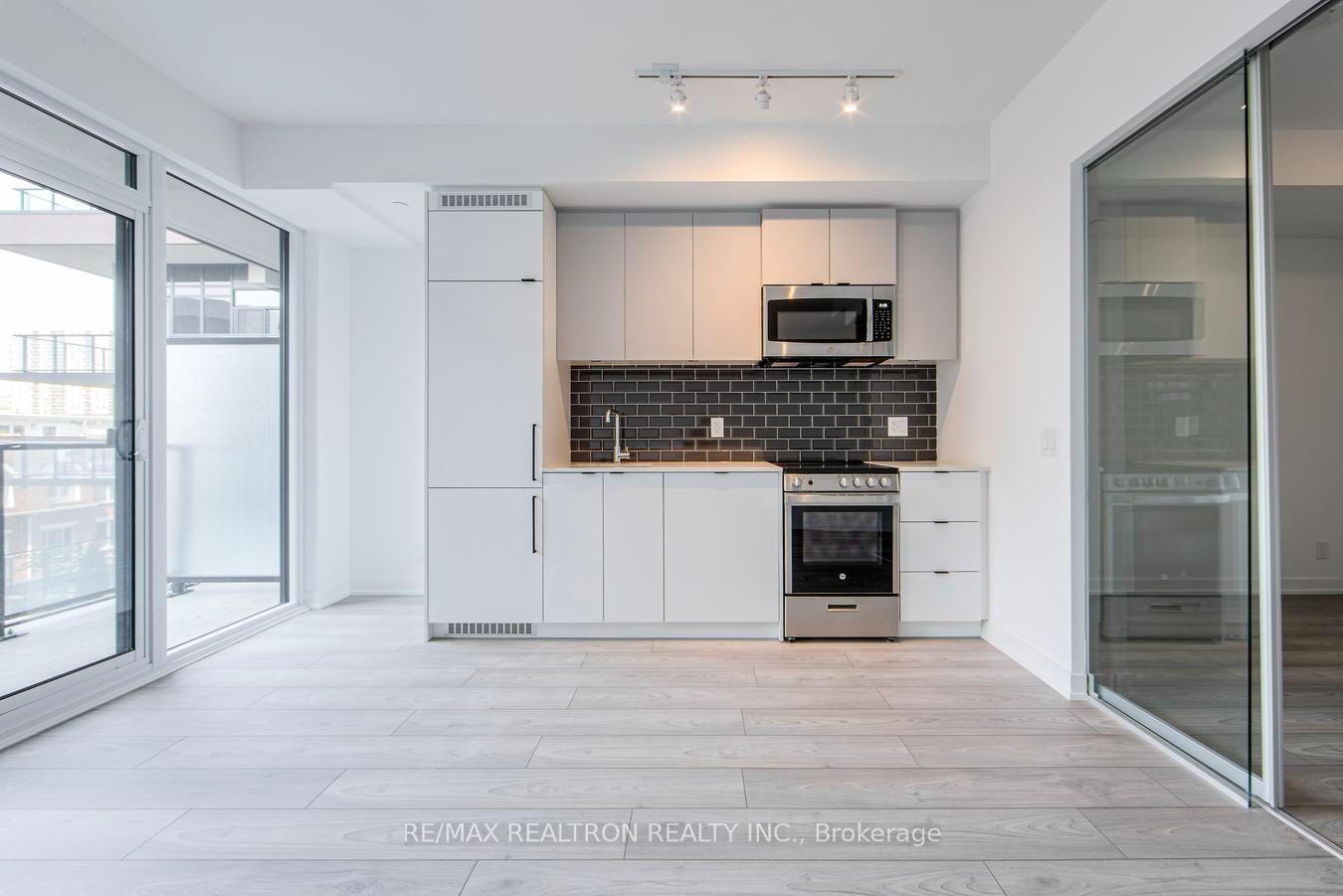 Photo 11 of Unit 303, 285 Dufferin Street, Toronto, South Parkdale — HOMEH