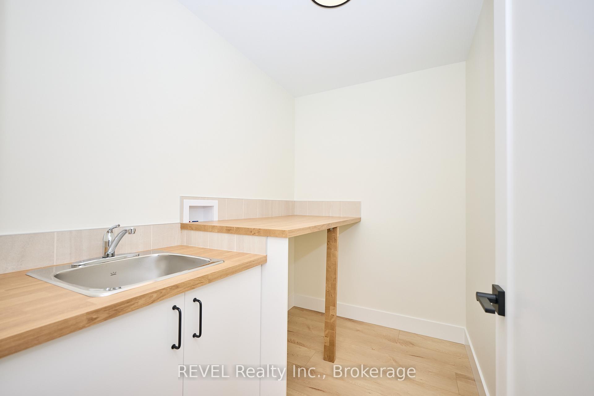 Photo 19 of Unit Upper Unit, 4650 Belfast Avenue, Niagara Falls, Ascot — HOMEH