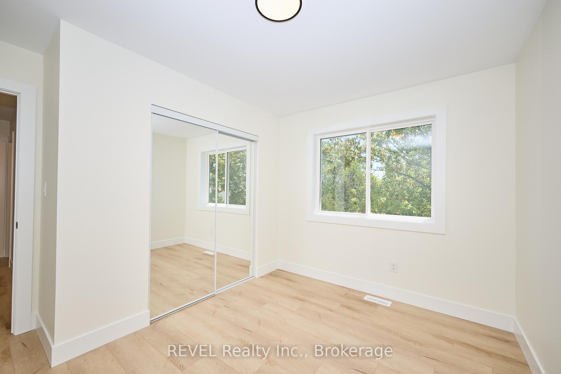 Photo 20 of Unit Upper Unit, 4650 Belfast Avenue, Niagara Falls, Ascot — HOMEH