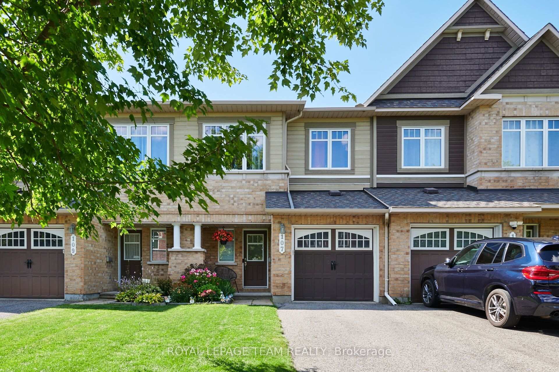 Photo 5 of 107 Garrity Crescent, Ottawa, Barrhaven - Strandherd — HOMEH