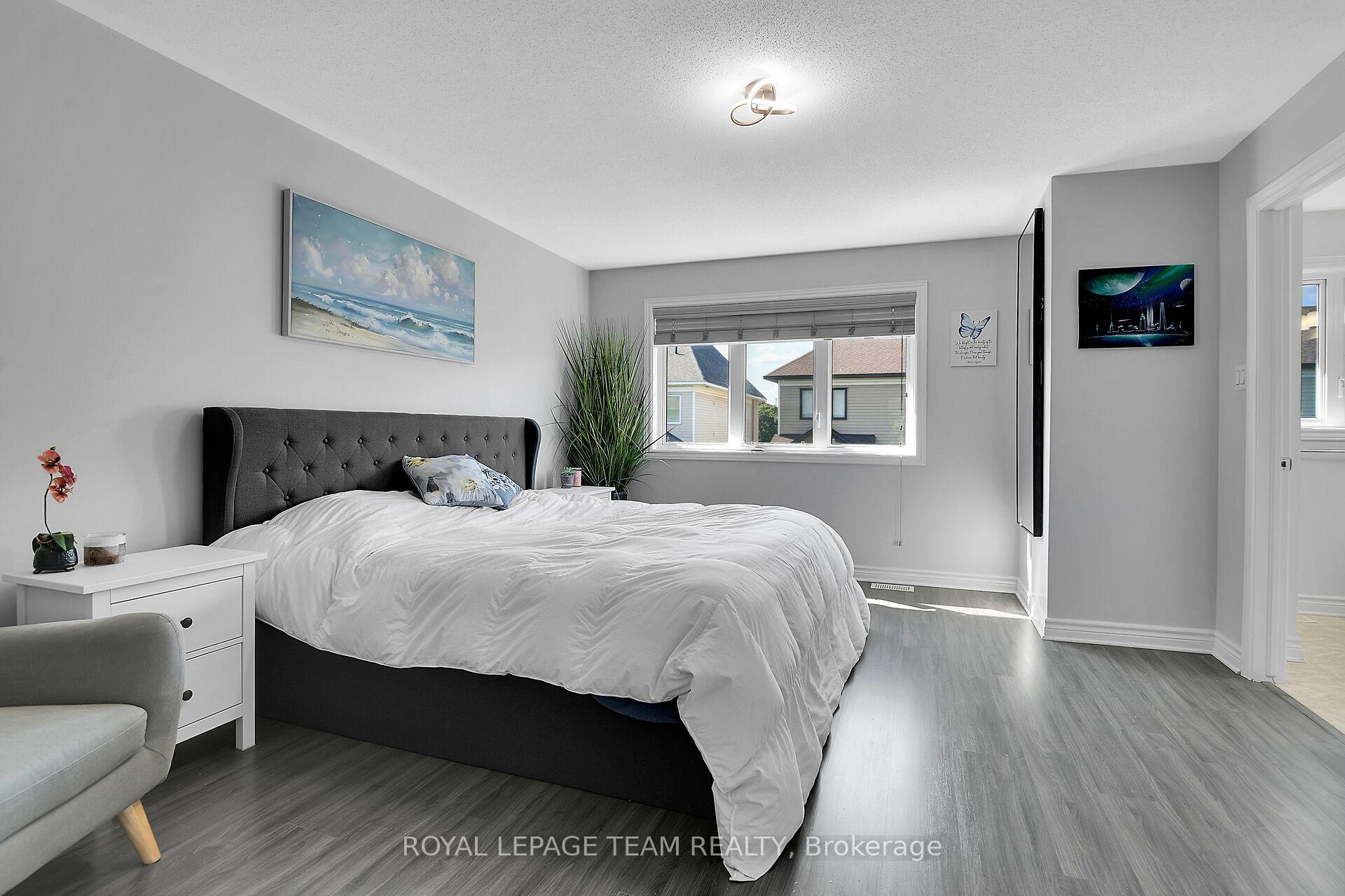 Photo 20 of 107 Garrity Crescent, Ottawa, Barrhaven - Strandherd — HOMEH