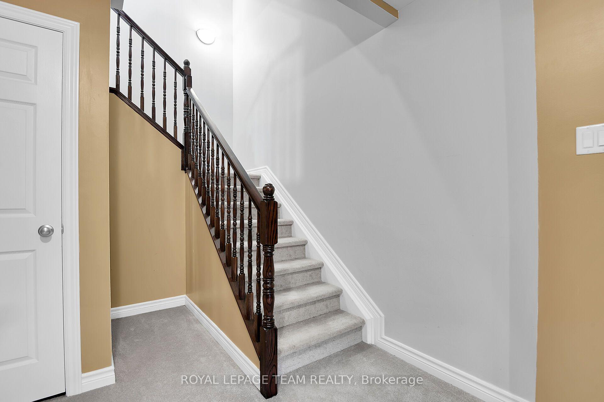 Photo 34 of 107 Garrity Crescent, Ottawa, Barrhaven - Strandherd — HOMEH