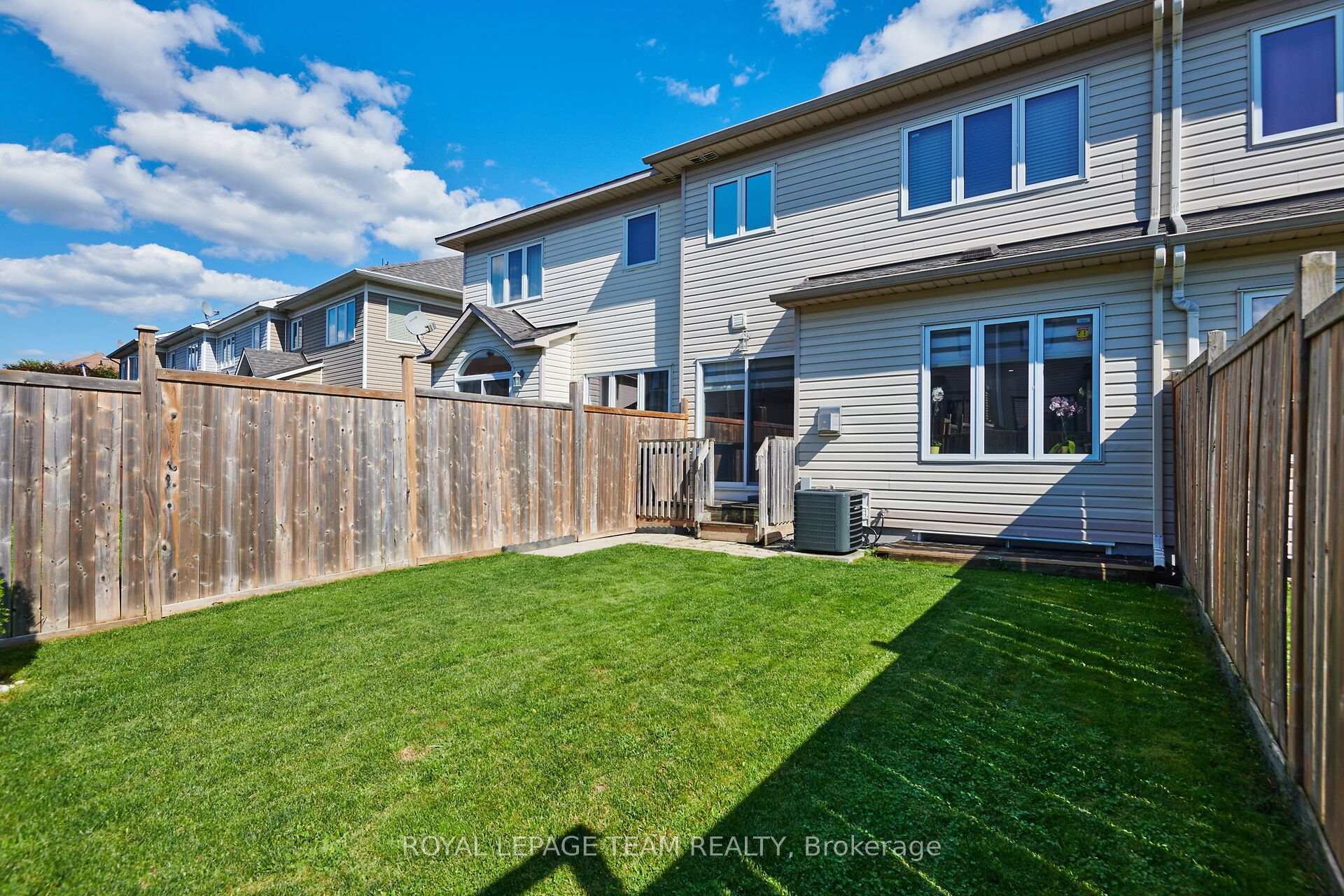 Photo 40 of 107 Garrity Crescent, Ottawa, Barrhaven - Strandherd — HOMEH