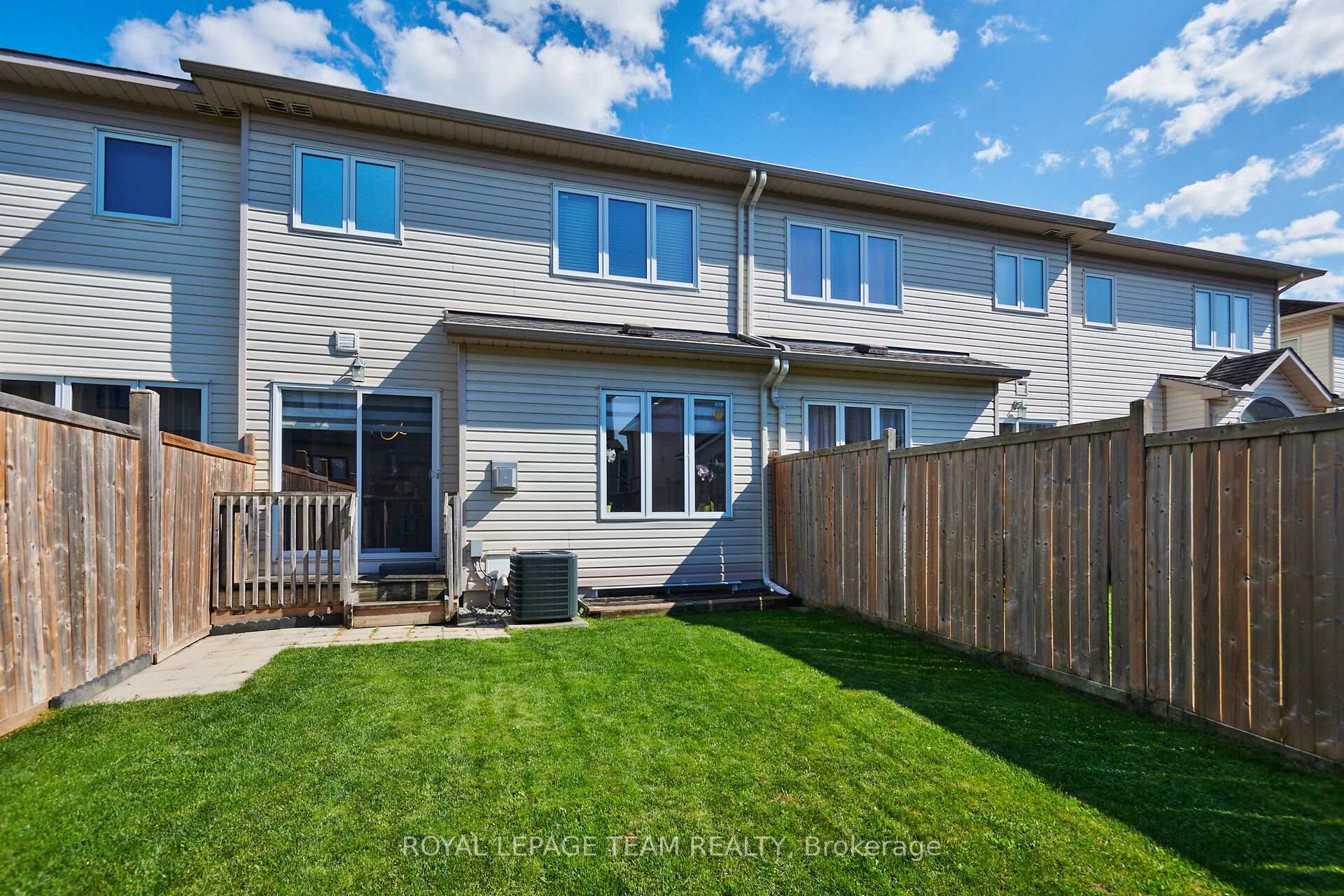 Photo 41 of 107 Garrity Crescent, Ottawa, Barrhaven - Strandherd — HOMEH