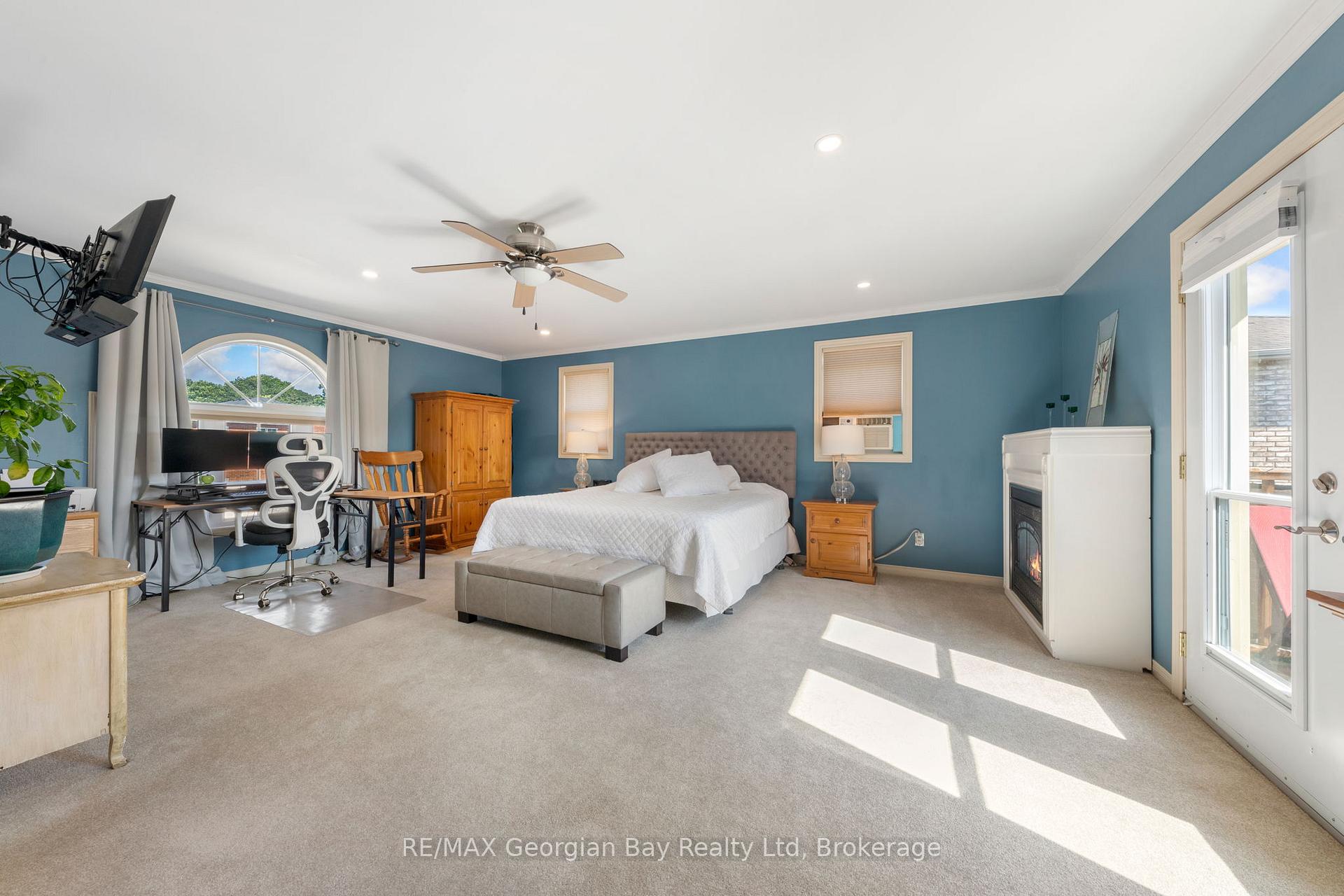 Photo 13 of 911 Watson Place, Midland — HOMEH
