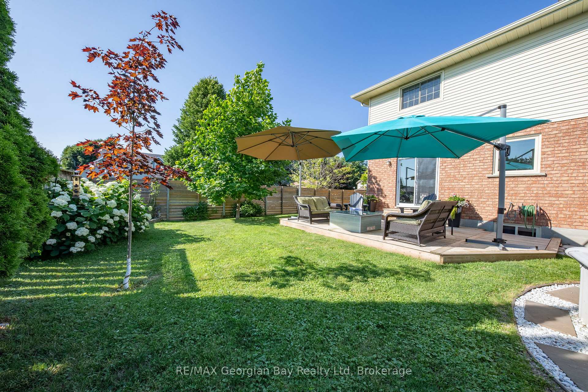 Photo 36 of 911 Watson Place, Midland — HOMEH
