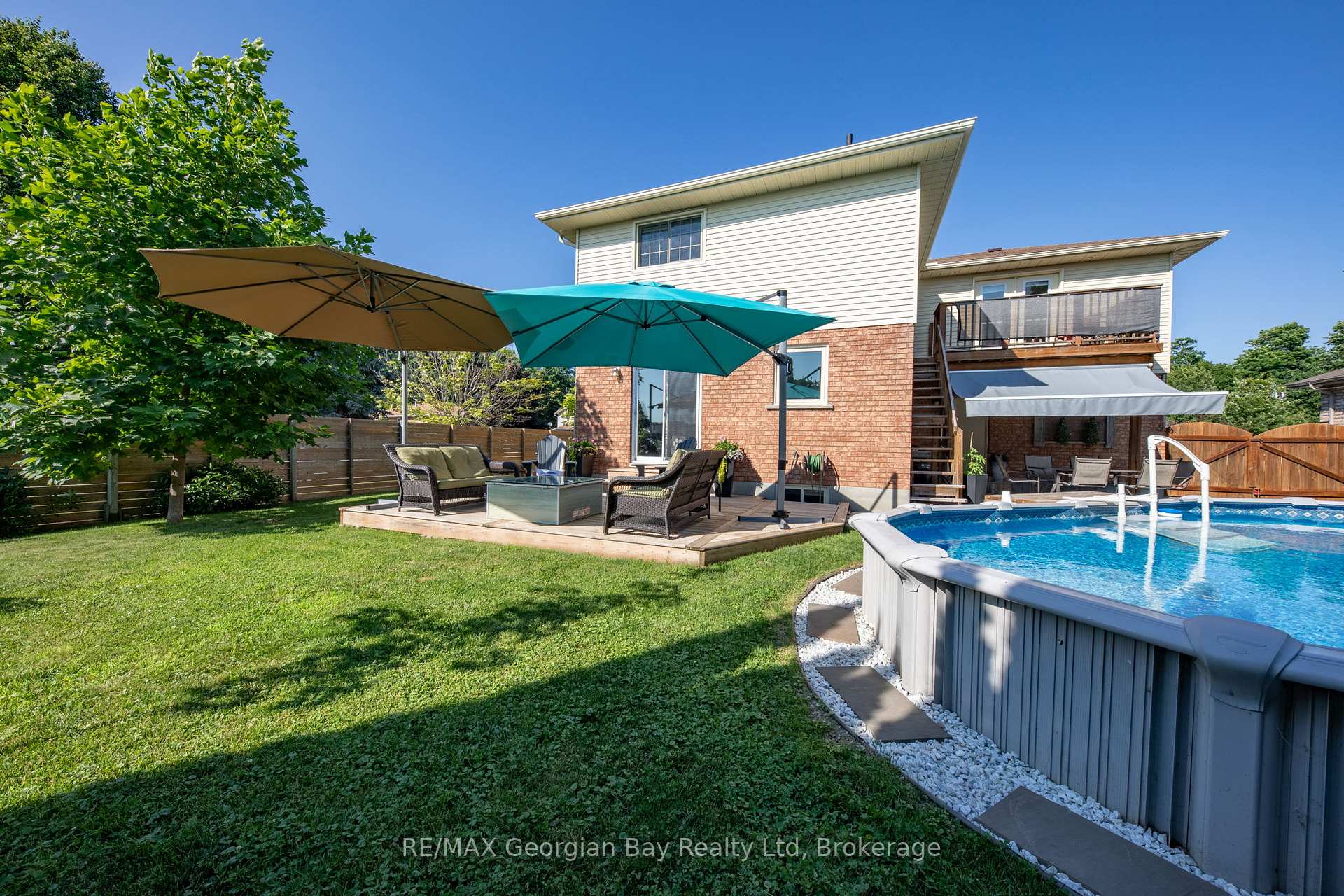 Photo 37 of 911 Watson Place, Midland — HOMEH