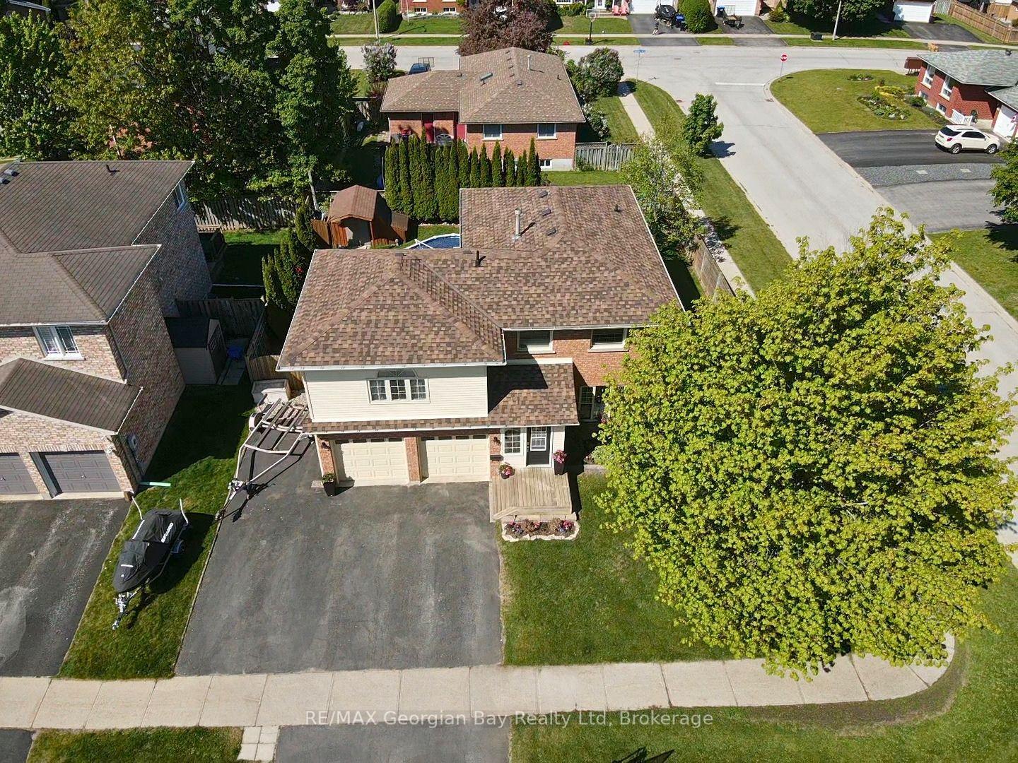 Photo 43 of 911 Watson Place, Midland — HOMEH