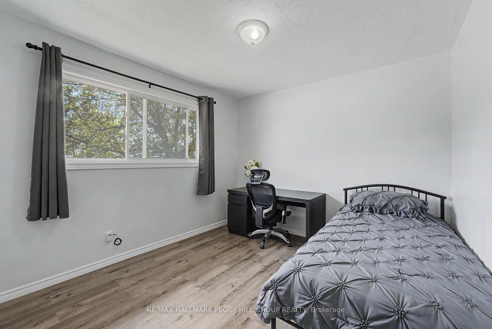 Photo 15 of 22 Olive Crescent, Orillia — HOMEH