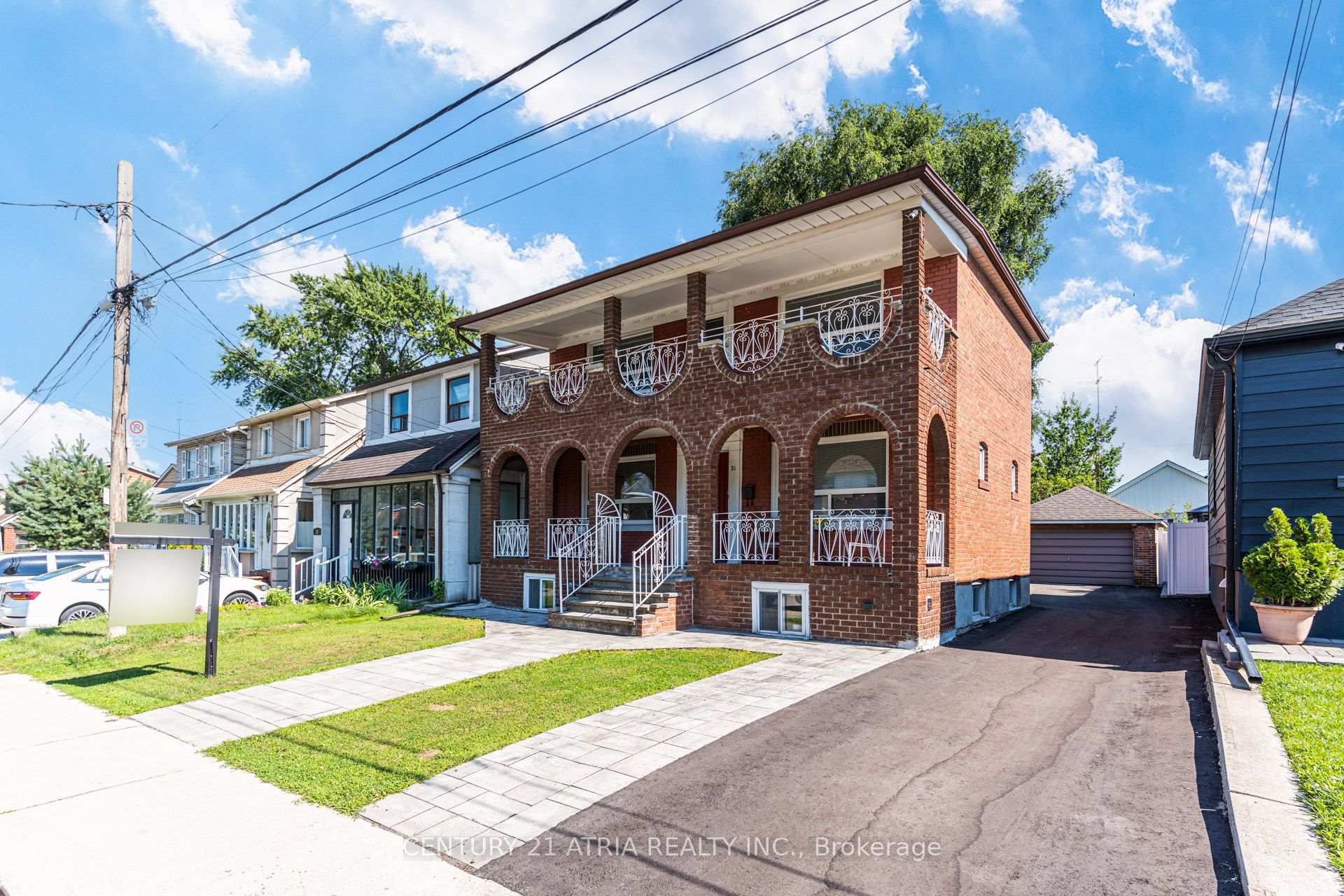 Front of 21 Mahoney Avenue