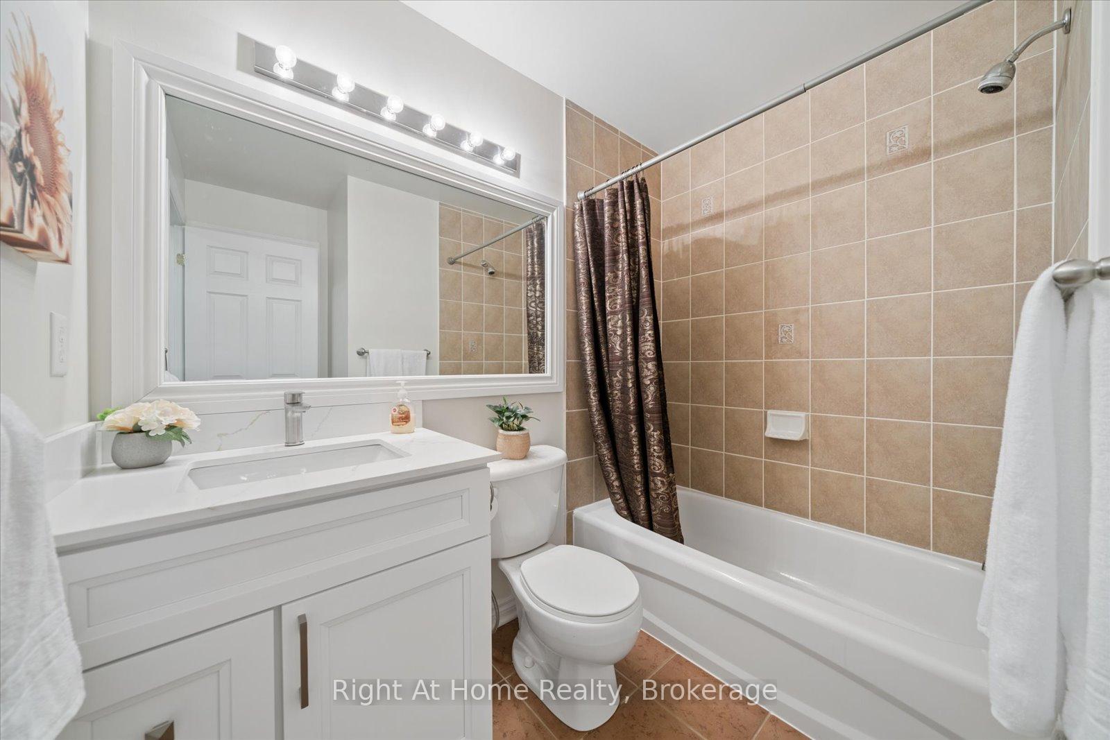 Photo 24 of 17 Wicker Park Way, Whitby, Pringle Creek — HOMEH